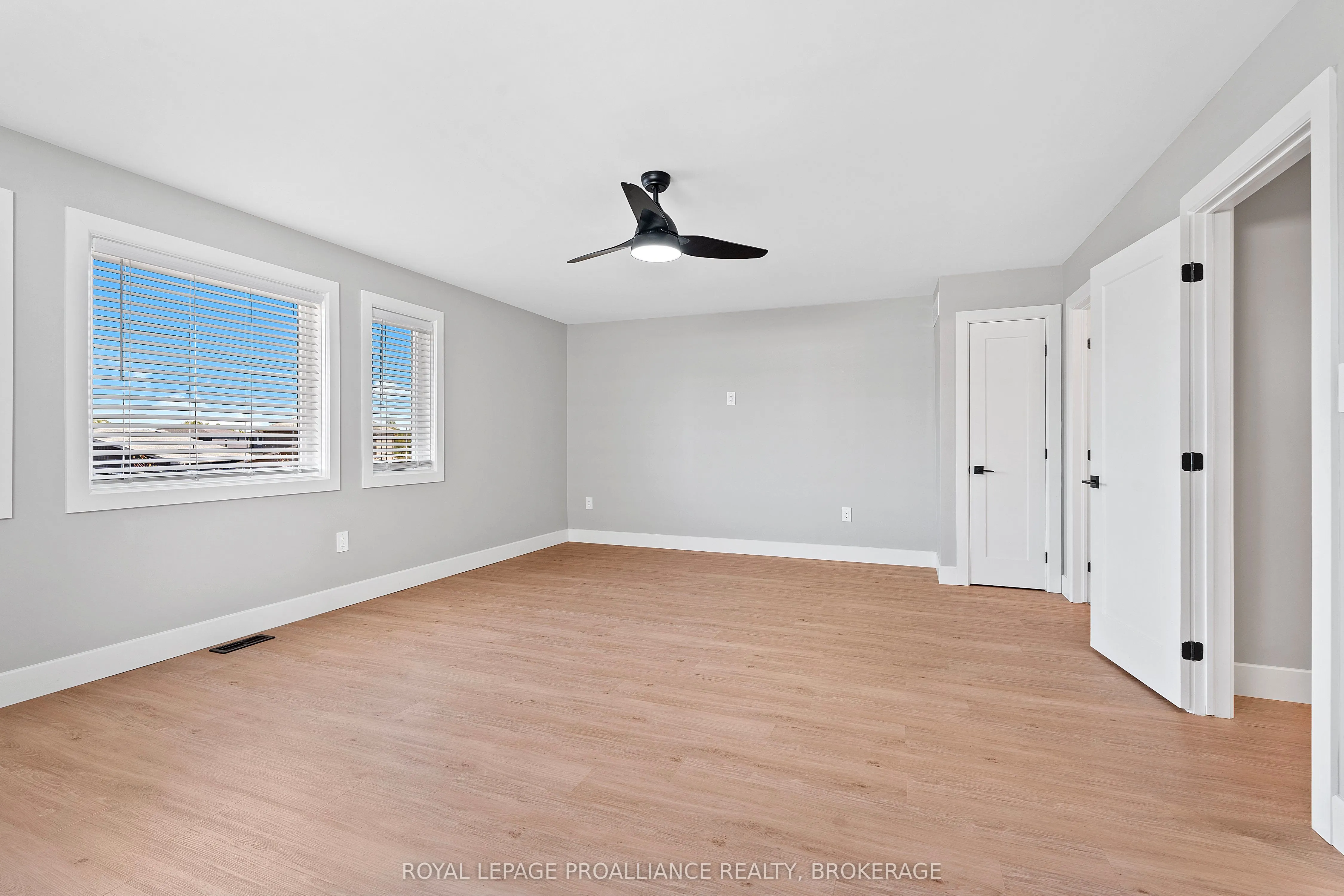 12 Dusenbury Crescent