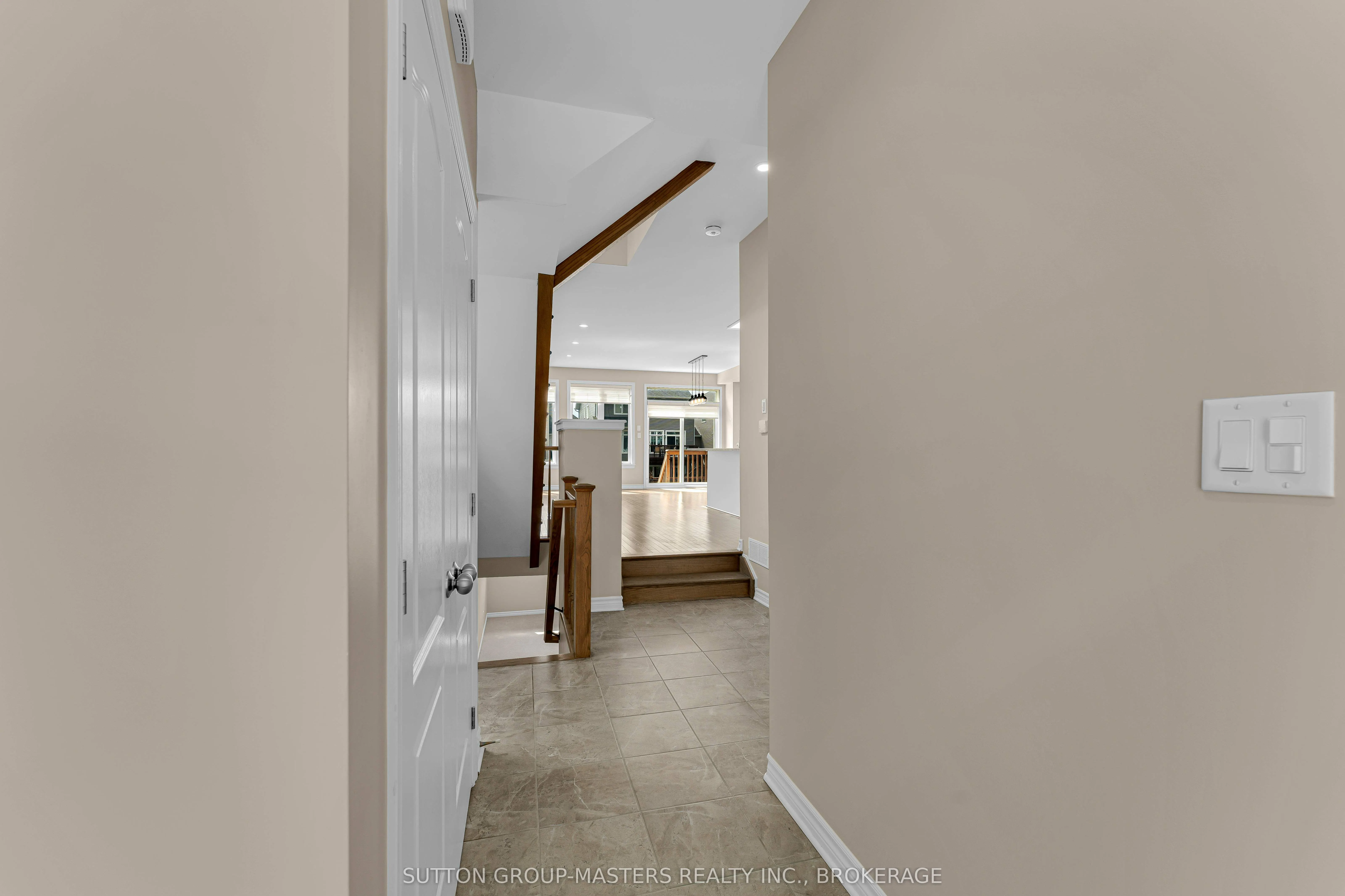 1099 Horizon Drive