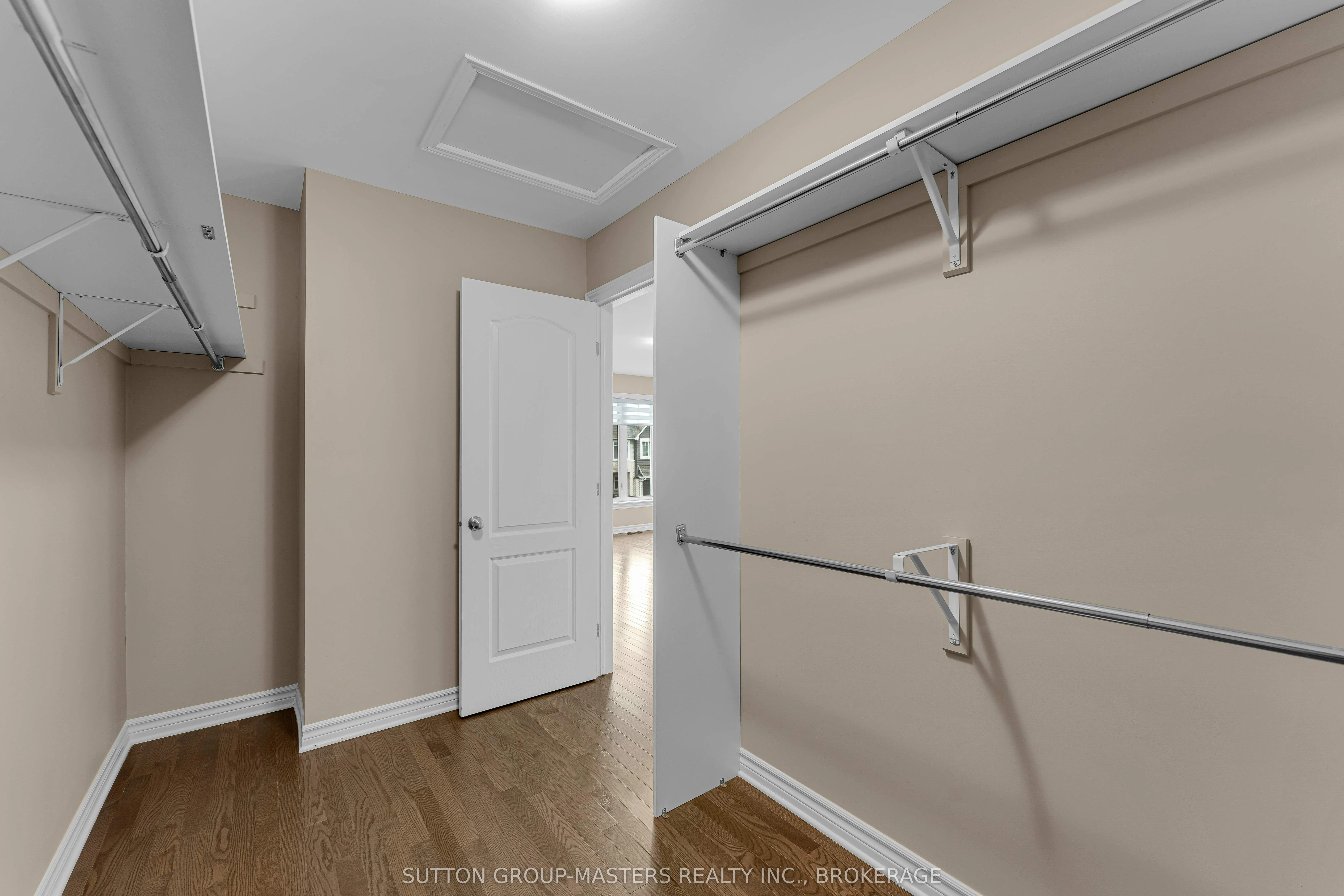 1099 Horizon Drive