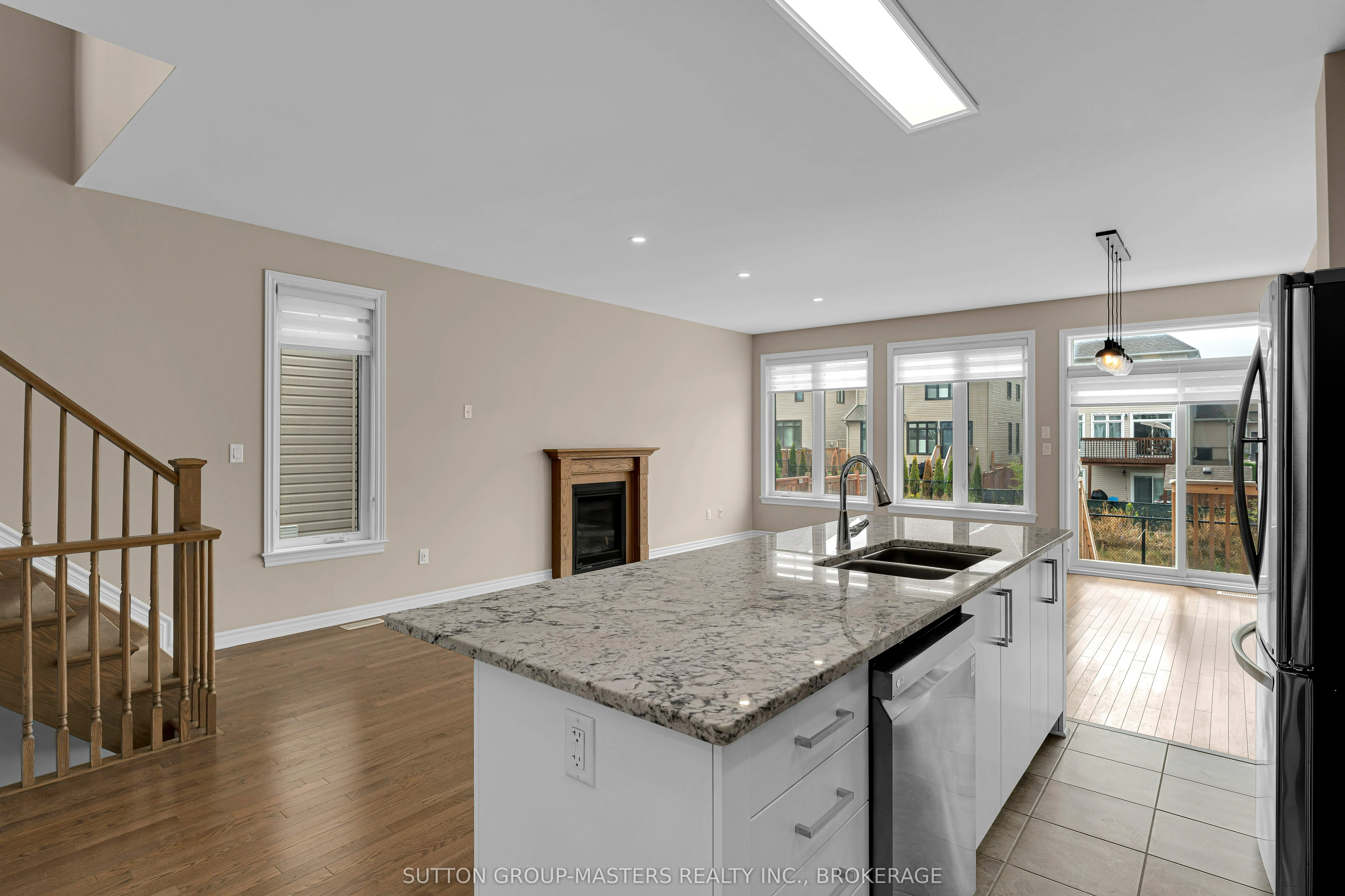 1099 Horizon Drive