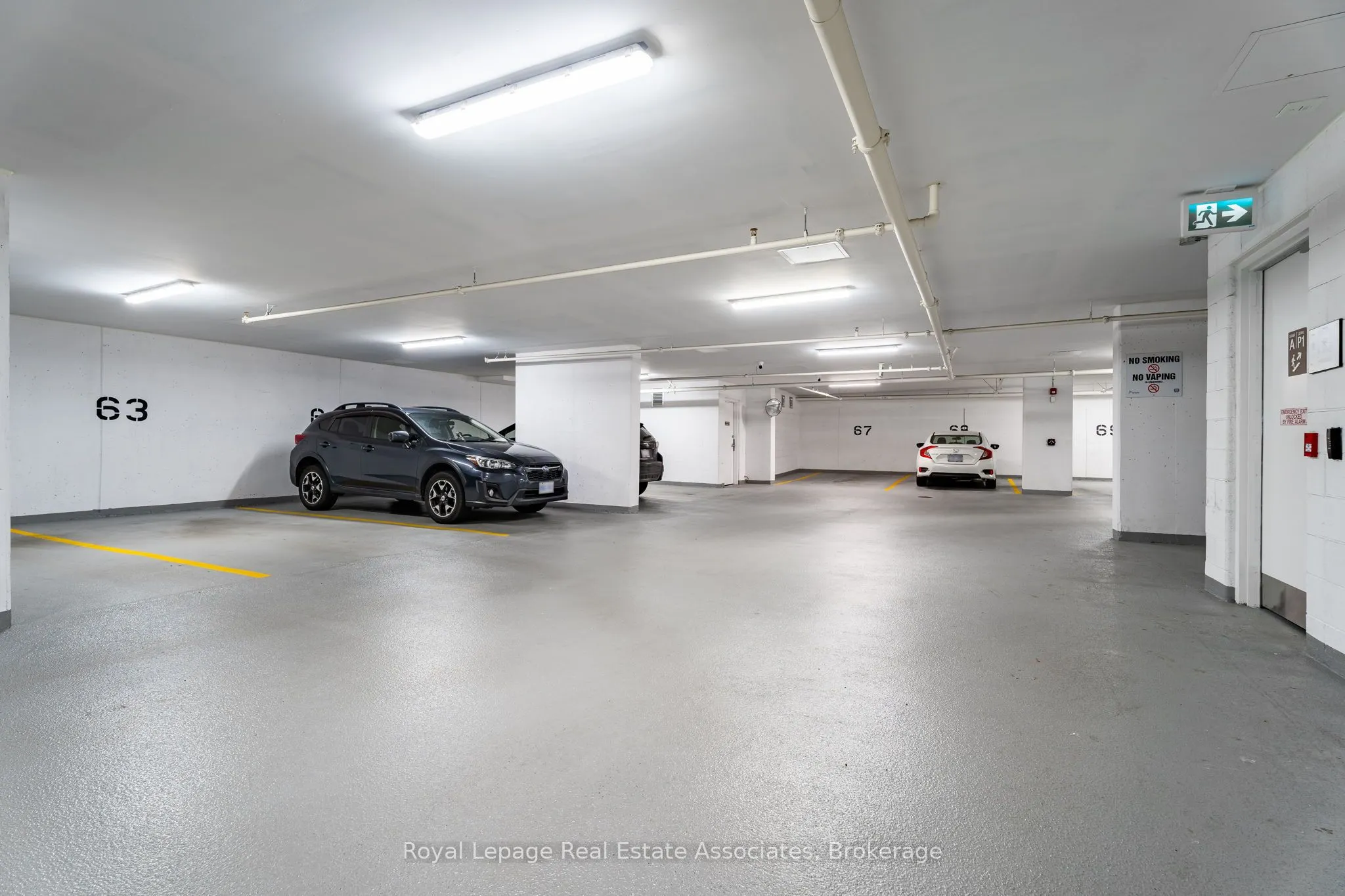 81 Robinson Street, #1106