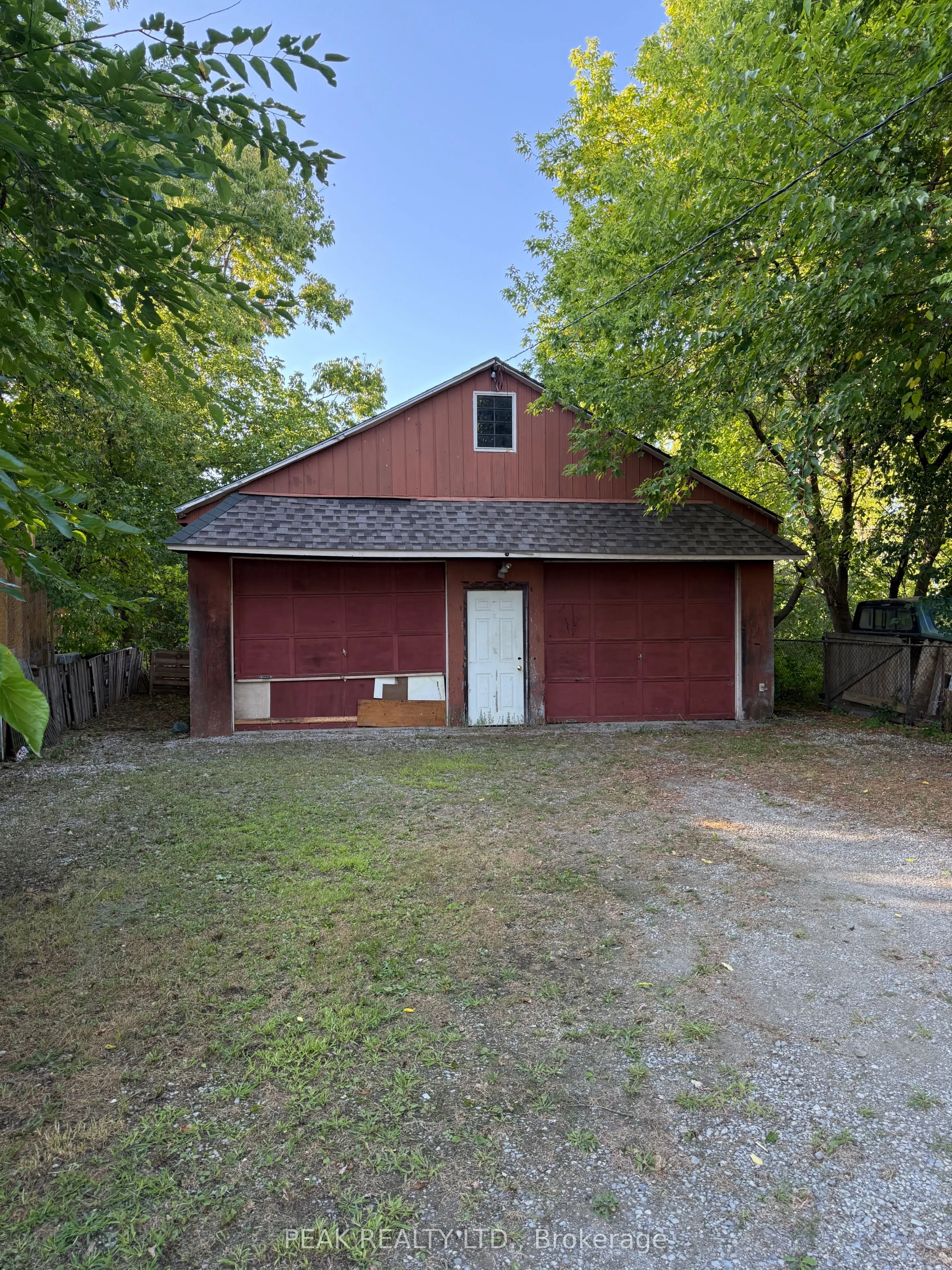 9 Bloomingdale Road N