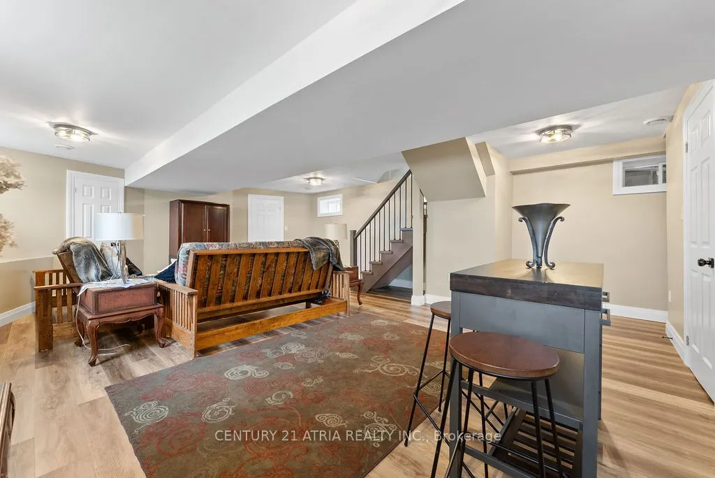 2314 Armstrong Lane