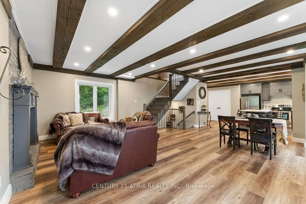 2314 Armstrong Lane
