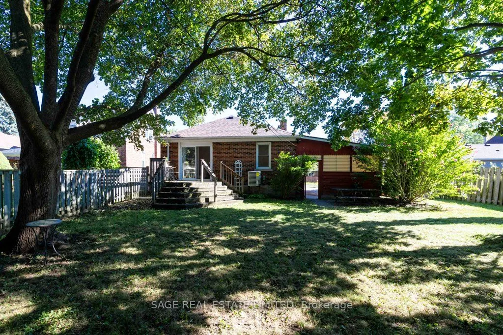 209 Bedford Road