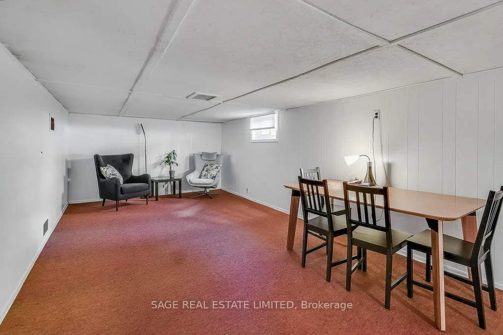 209 Bedford Road