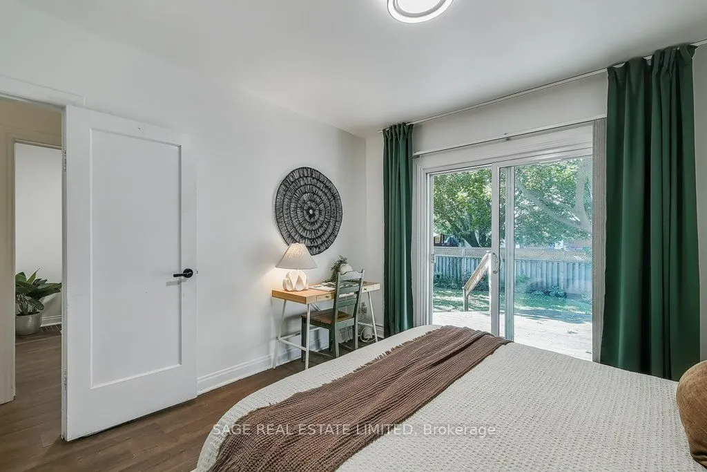 209 Bedford Road