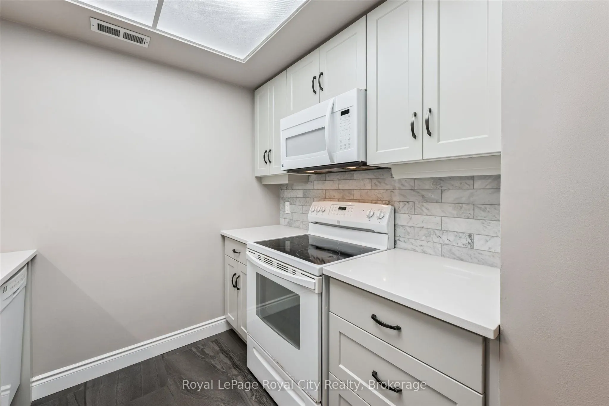 105 Bagot Street, #403