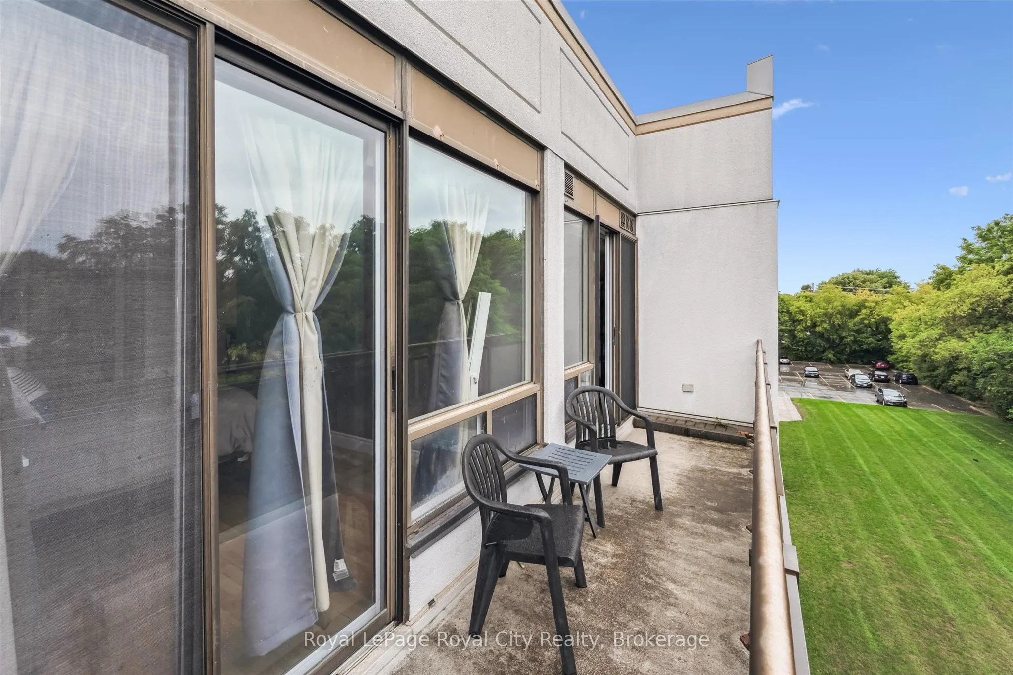 105 Bagot Street, #403