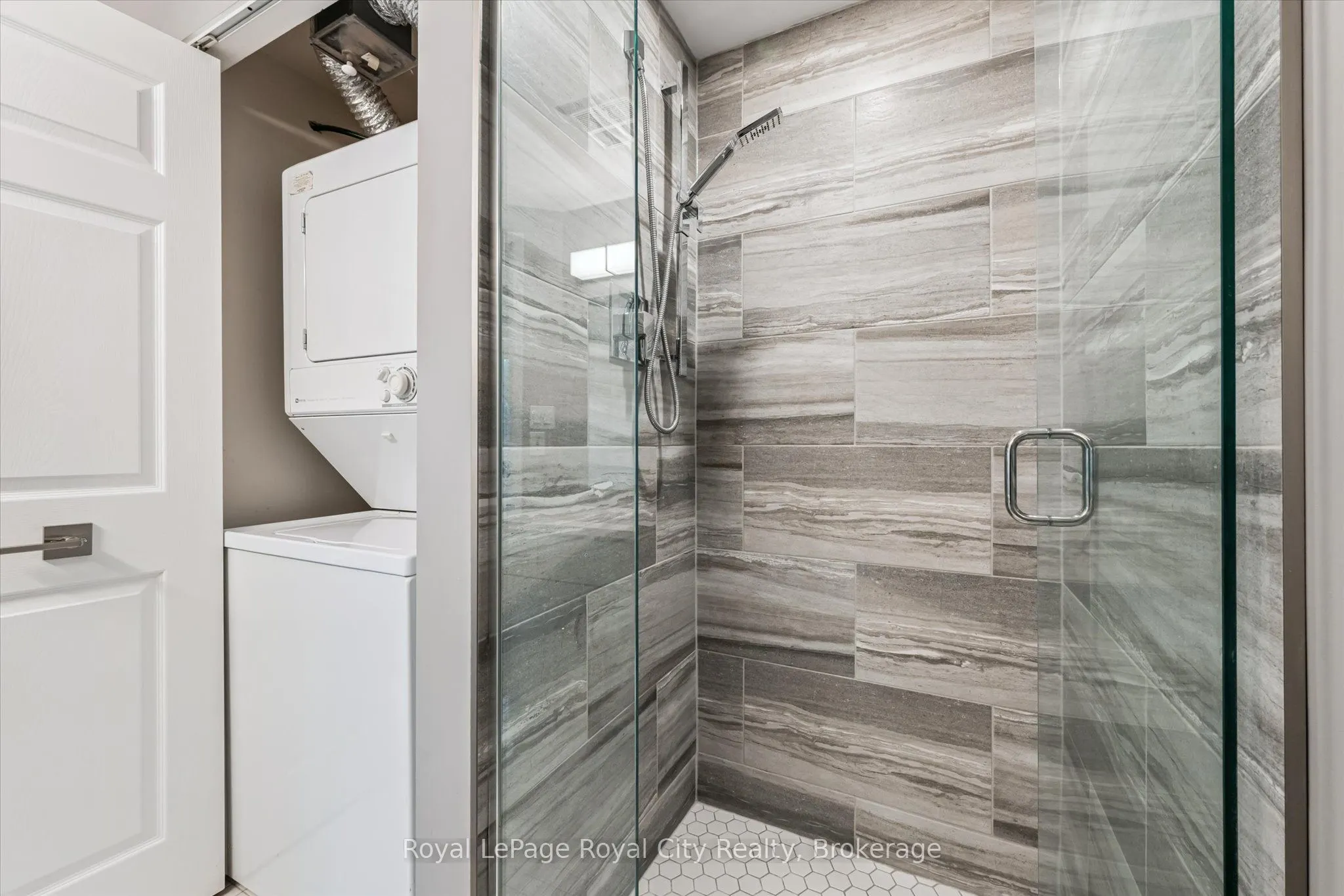 105 Bagot Street, #403