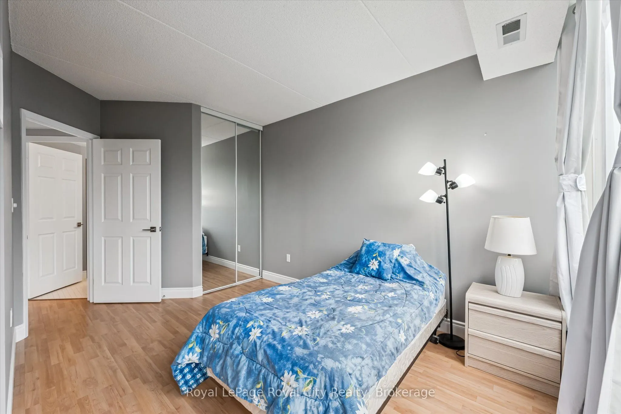 105 Bagot Street, #403