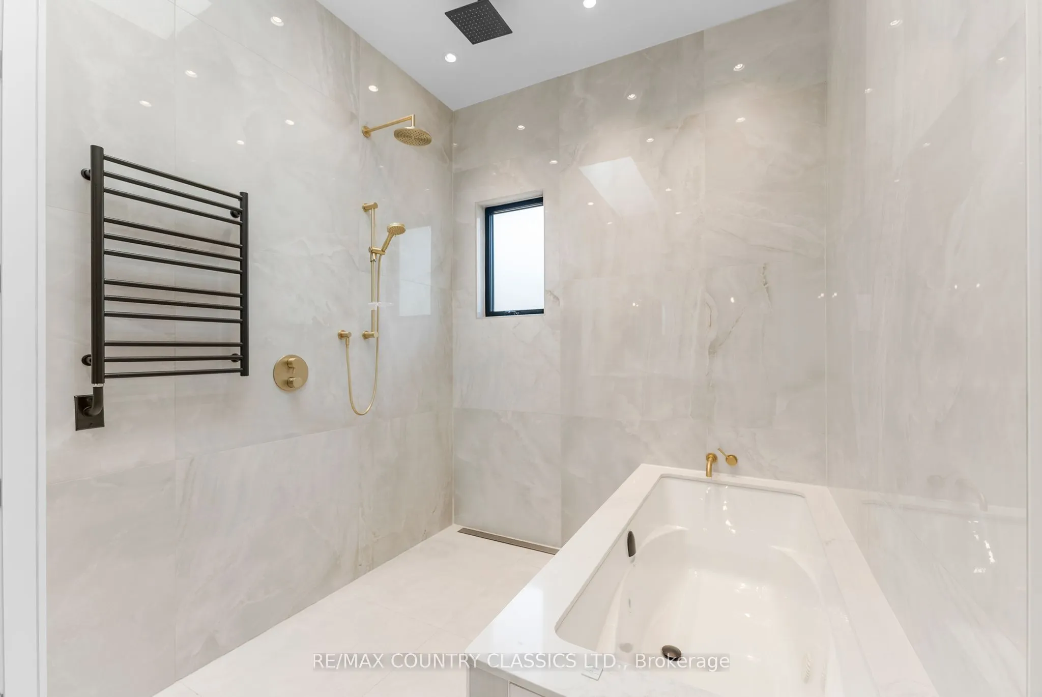 40 Bancroft Ridge Drive