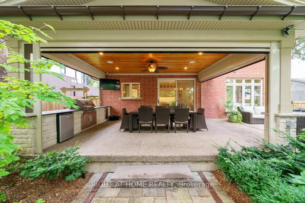 89 Lloyminn Avenue