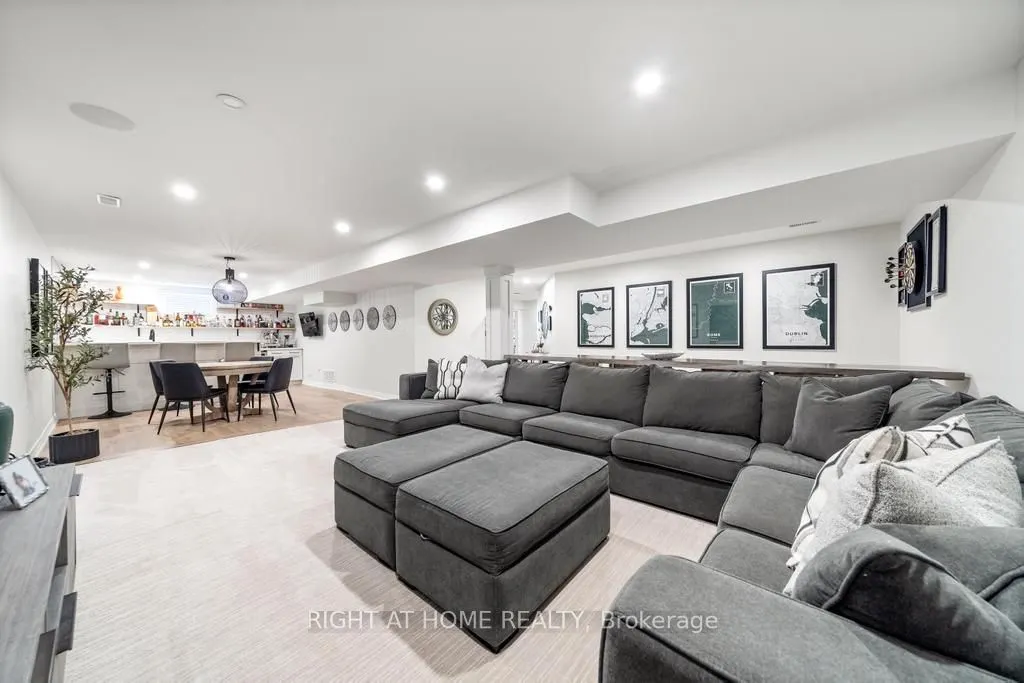 89 Lloyminn Avenue
