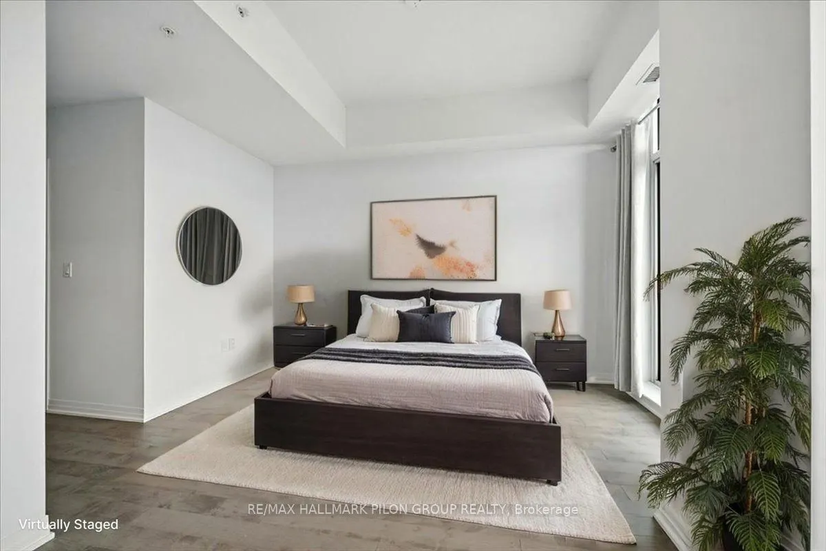 805 Carling Avenue, #3907