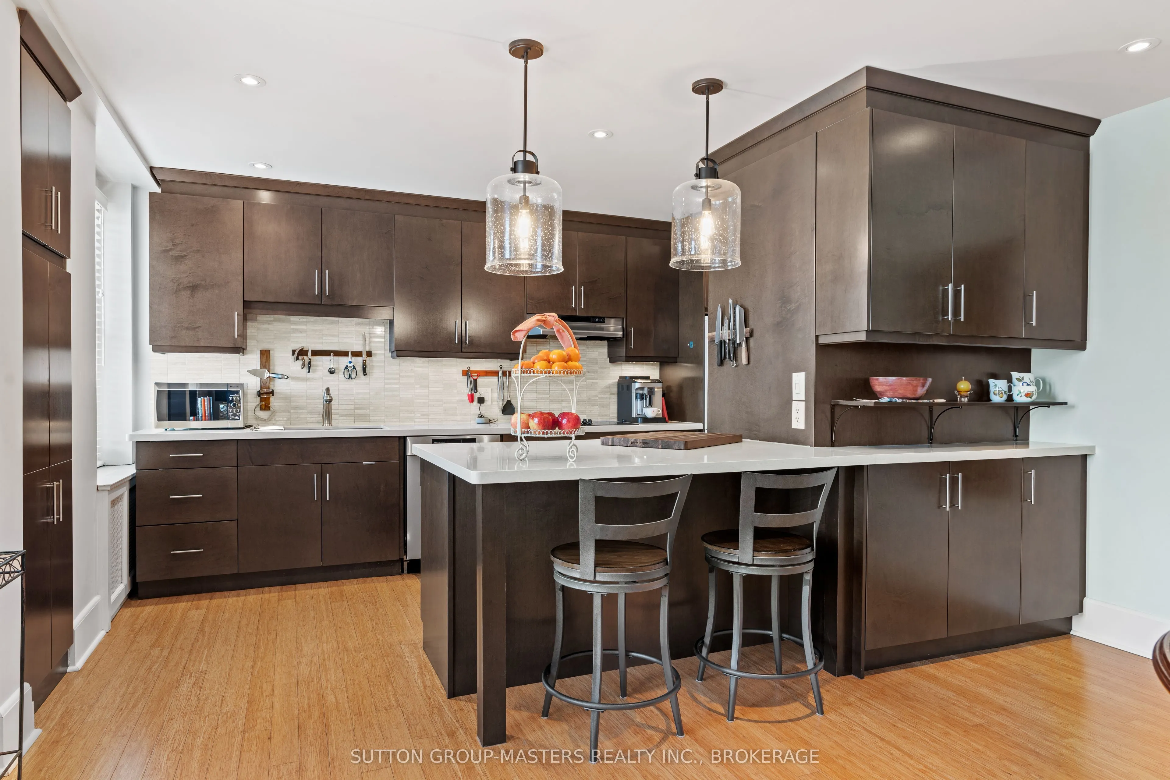 67 Sydenham Street, #404
