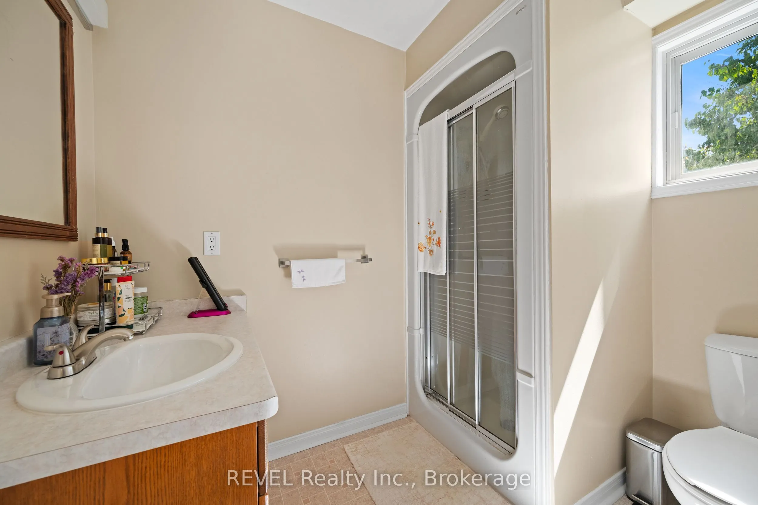 101 Wellandvale Drive