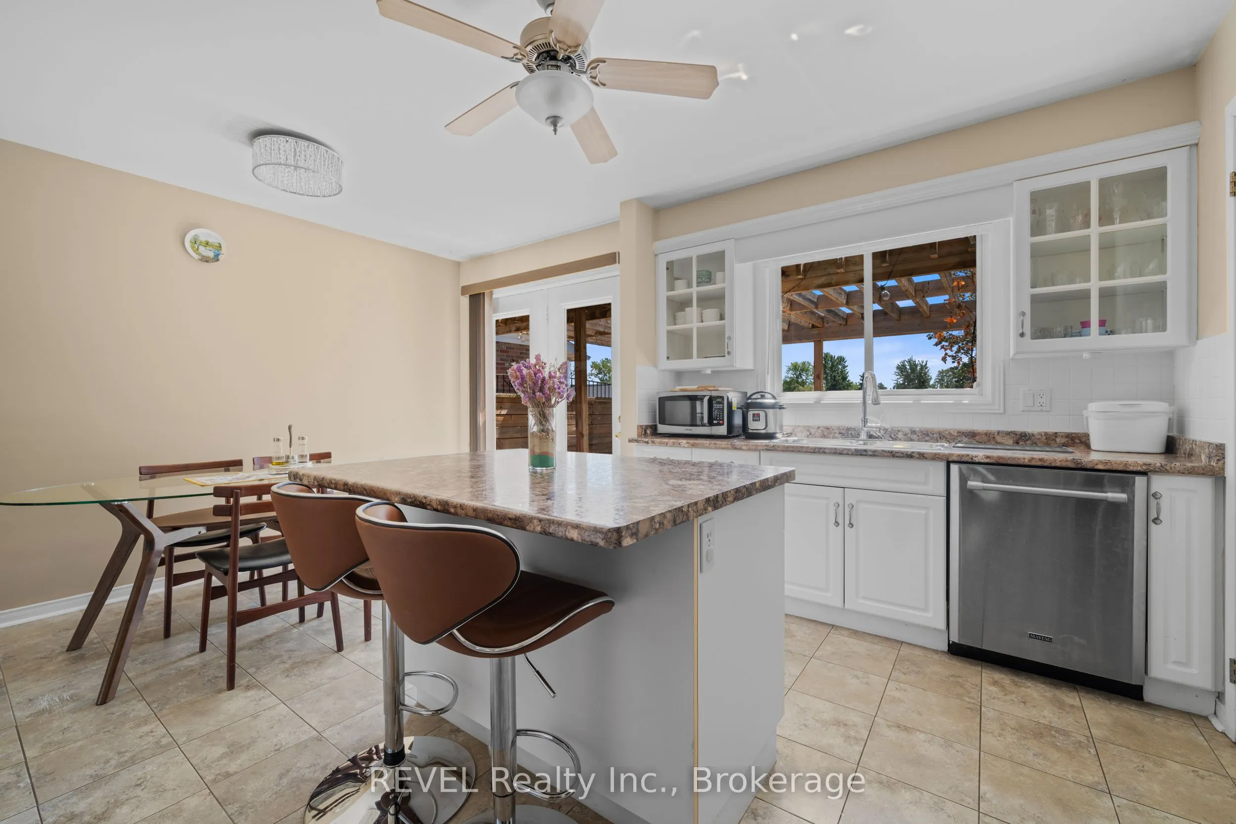 101 Wellandvale Drive