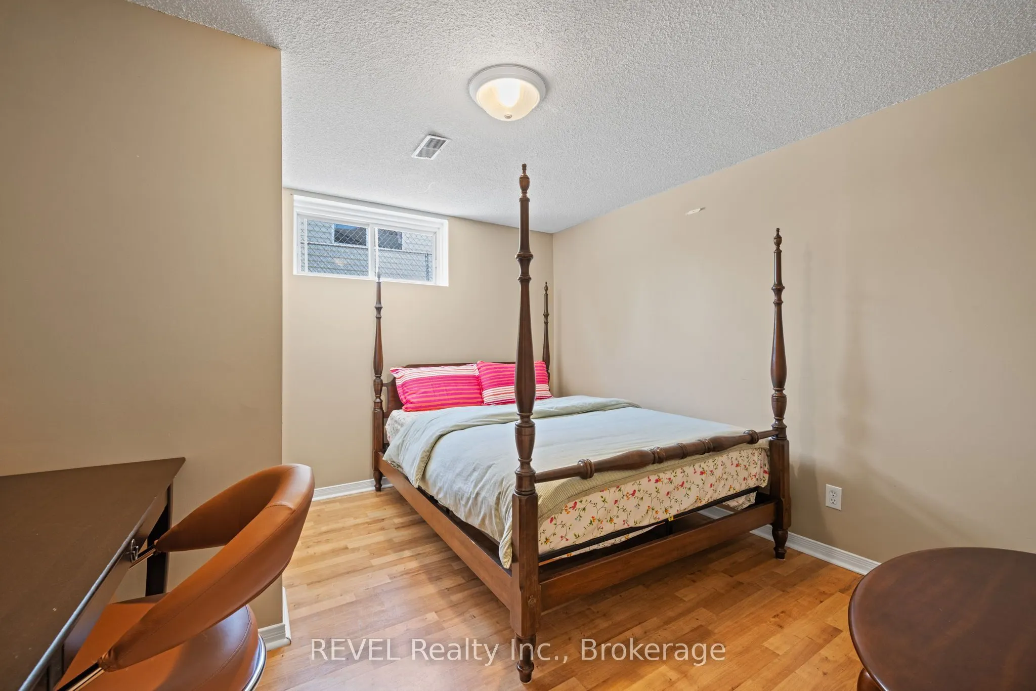 101 Wellandvale Drive, #Lower