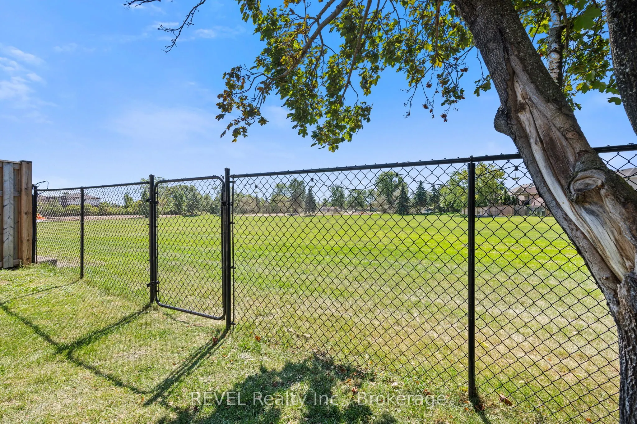 101 Wellandvale Drive, #Lower