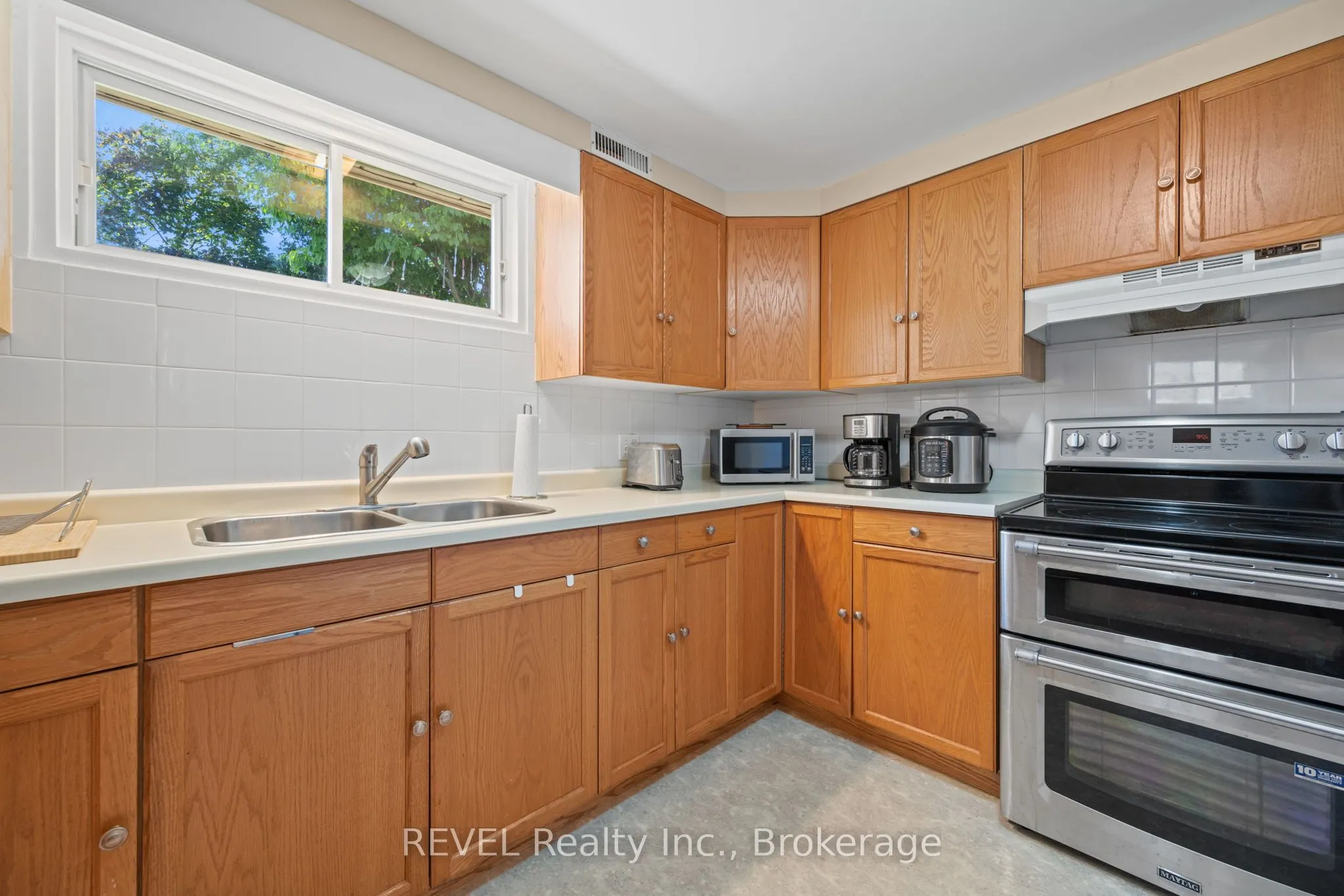 101 Wellandvale Drive, #Lower