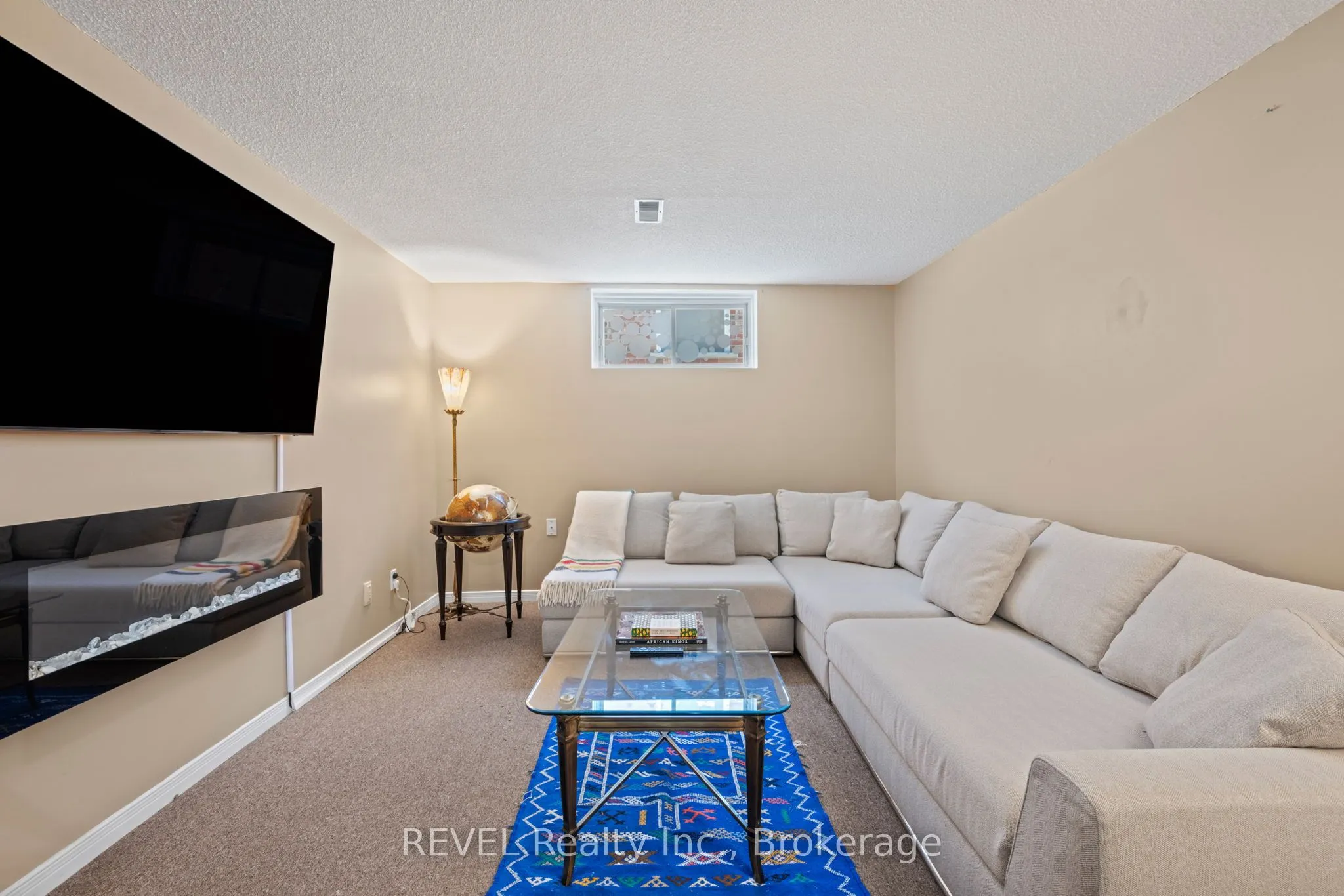 101 Wellandvale Drive, #Lower