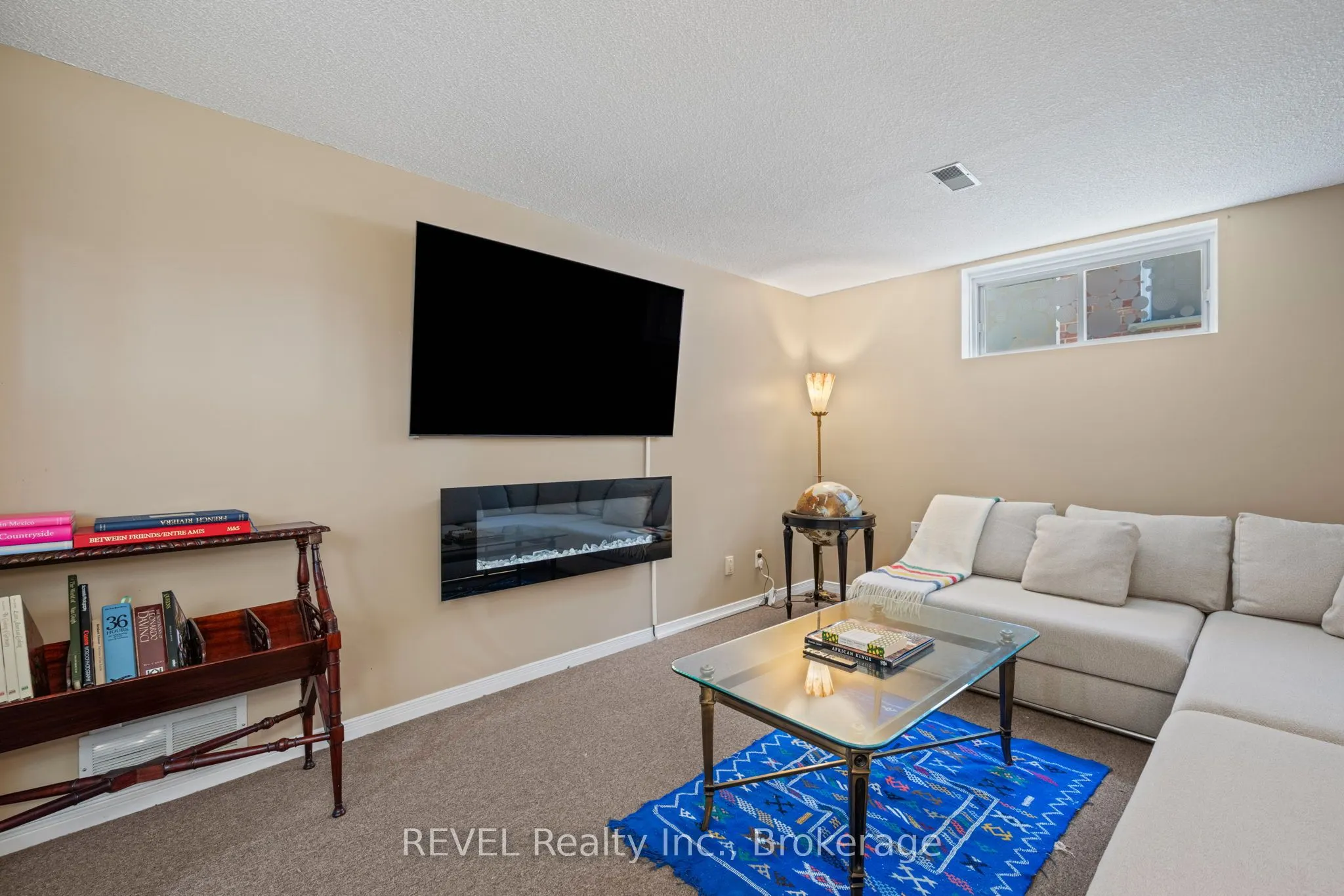 101 Wellandvale Drive, #Lower