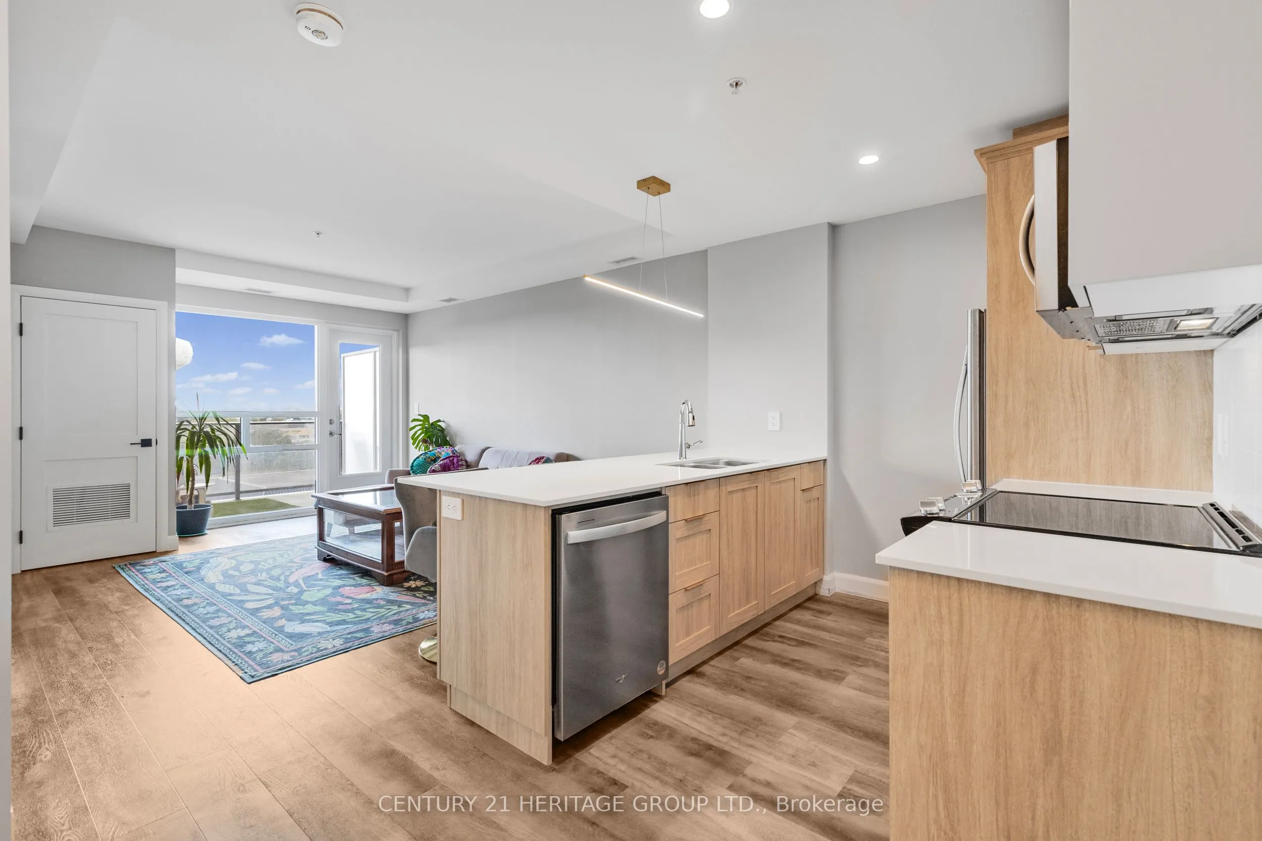 34 Norman Street, #606
