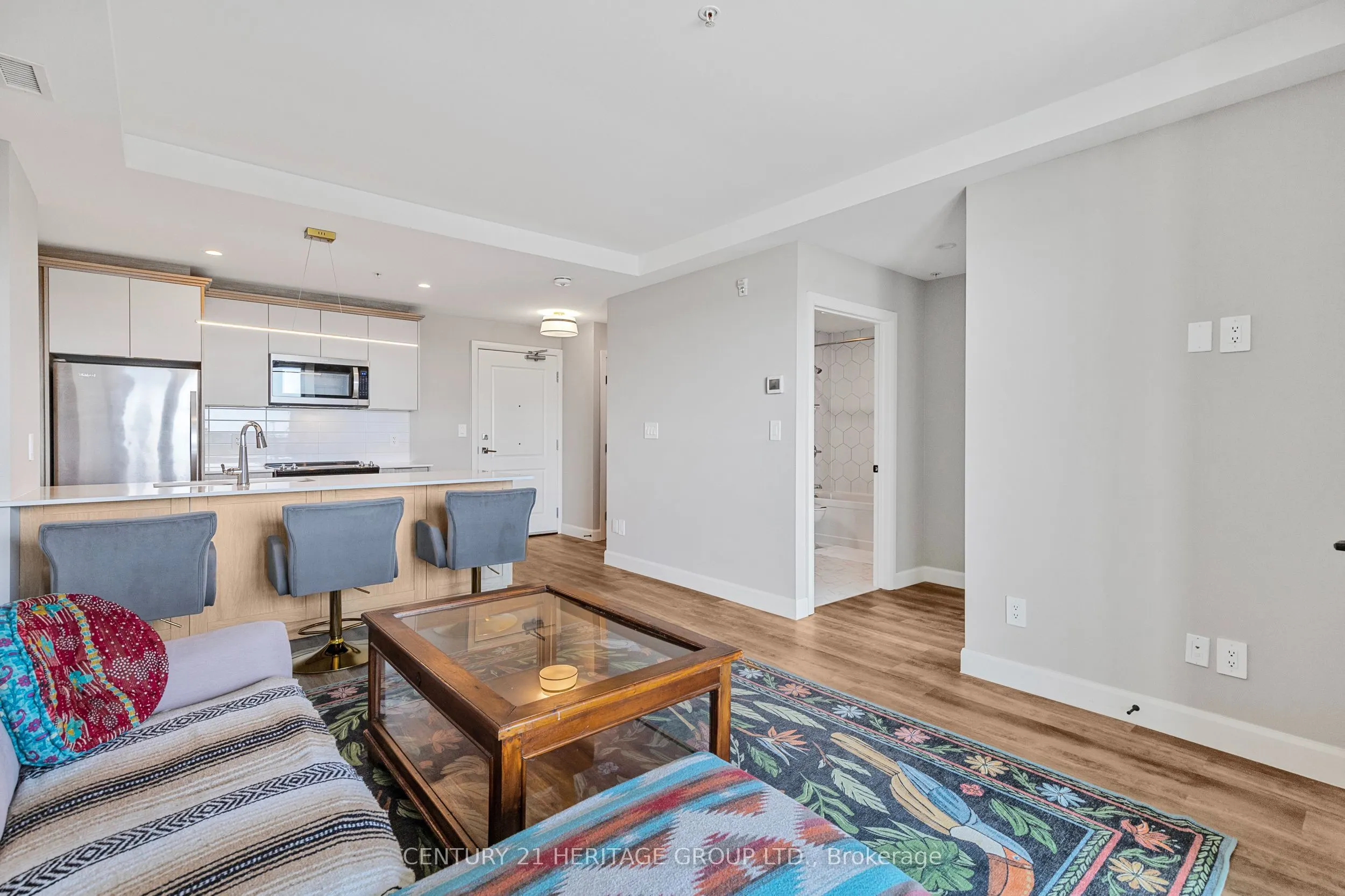 34 Norman Street, #606
