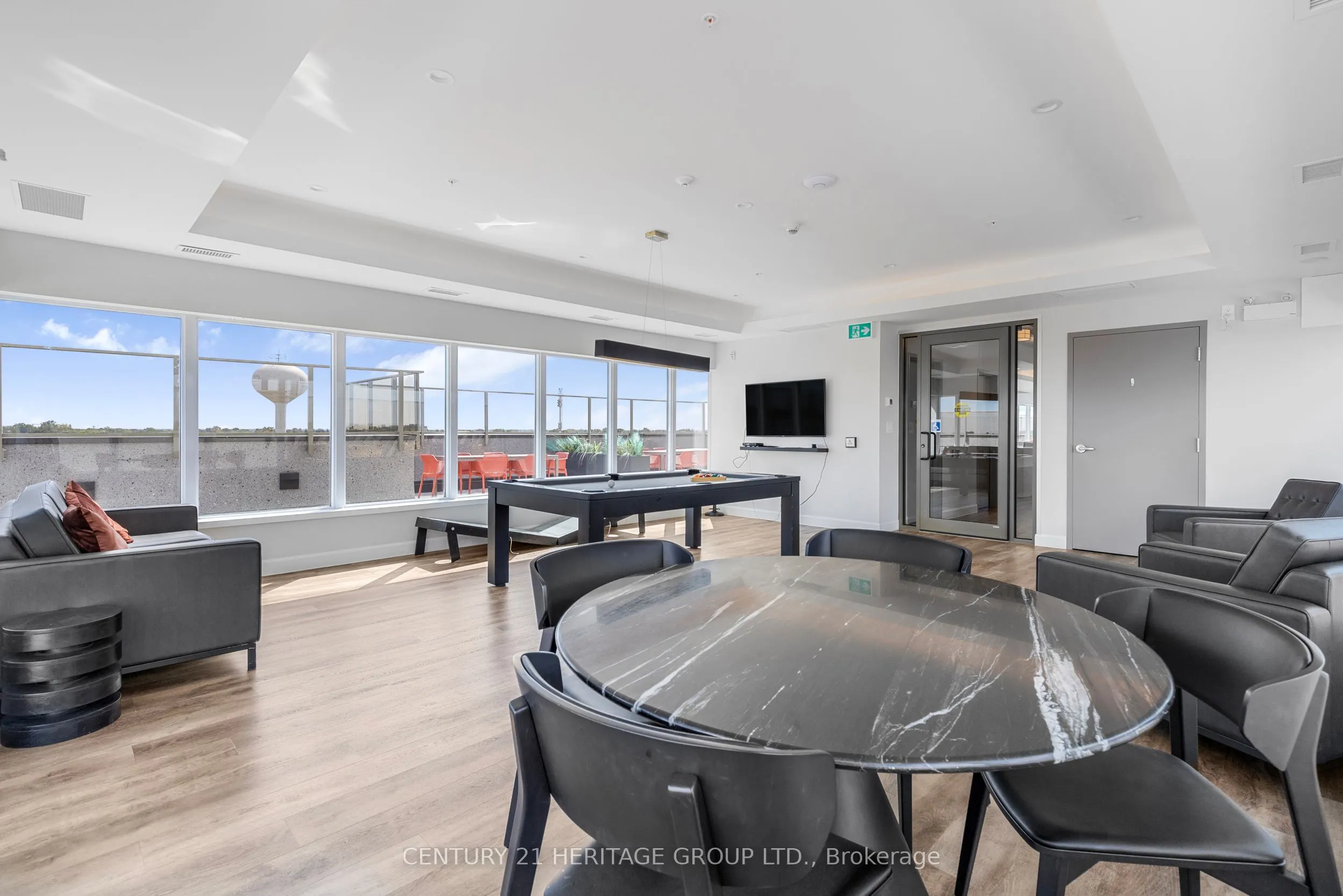 34 Norman Street, #606