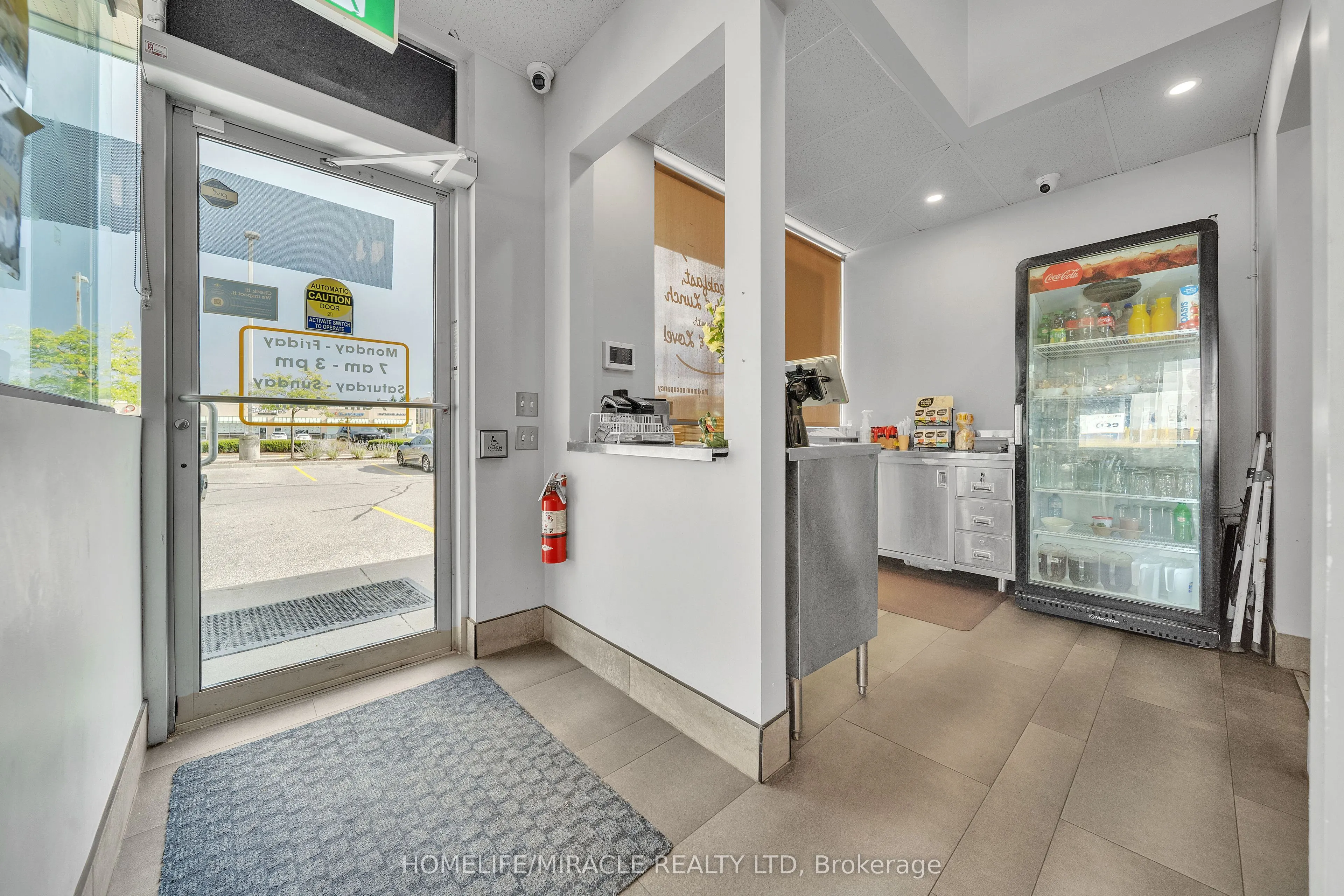 4293 King Street E, #6