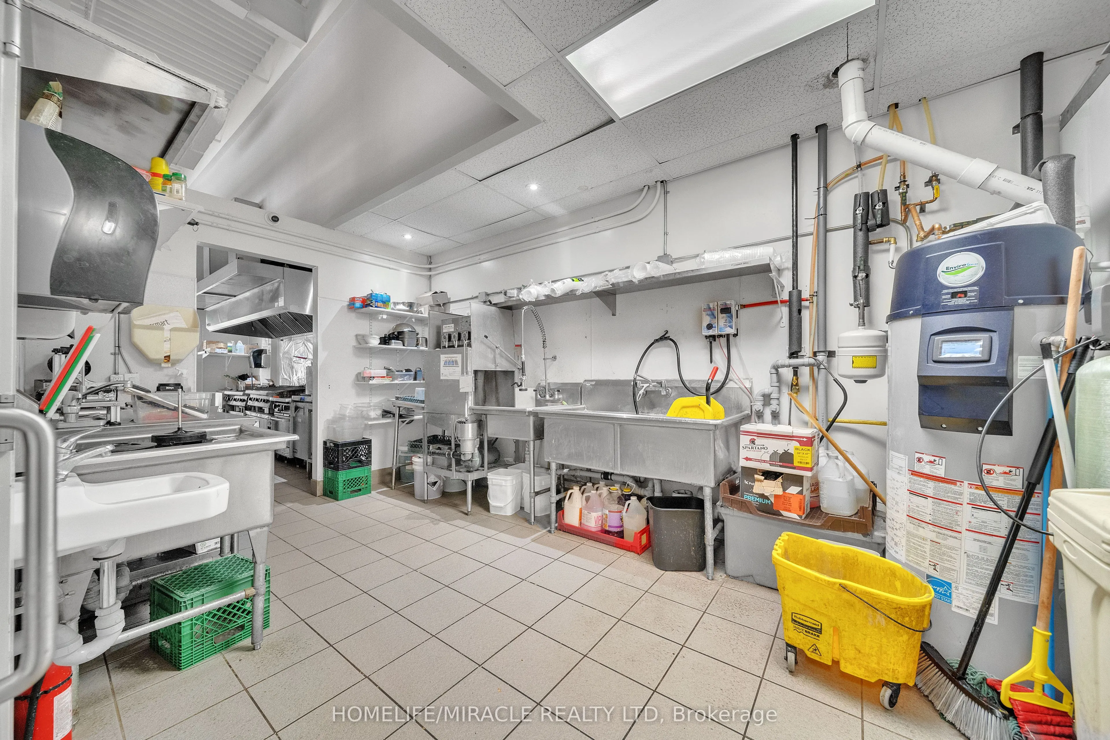 4293 King Street E, #6