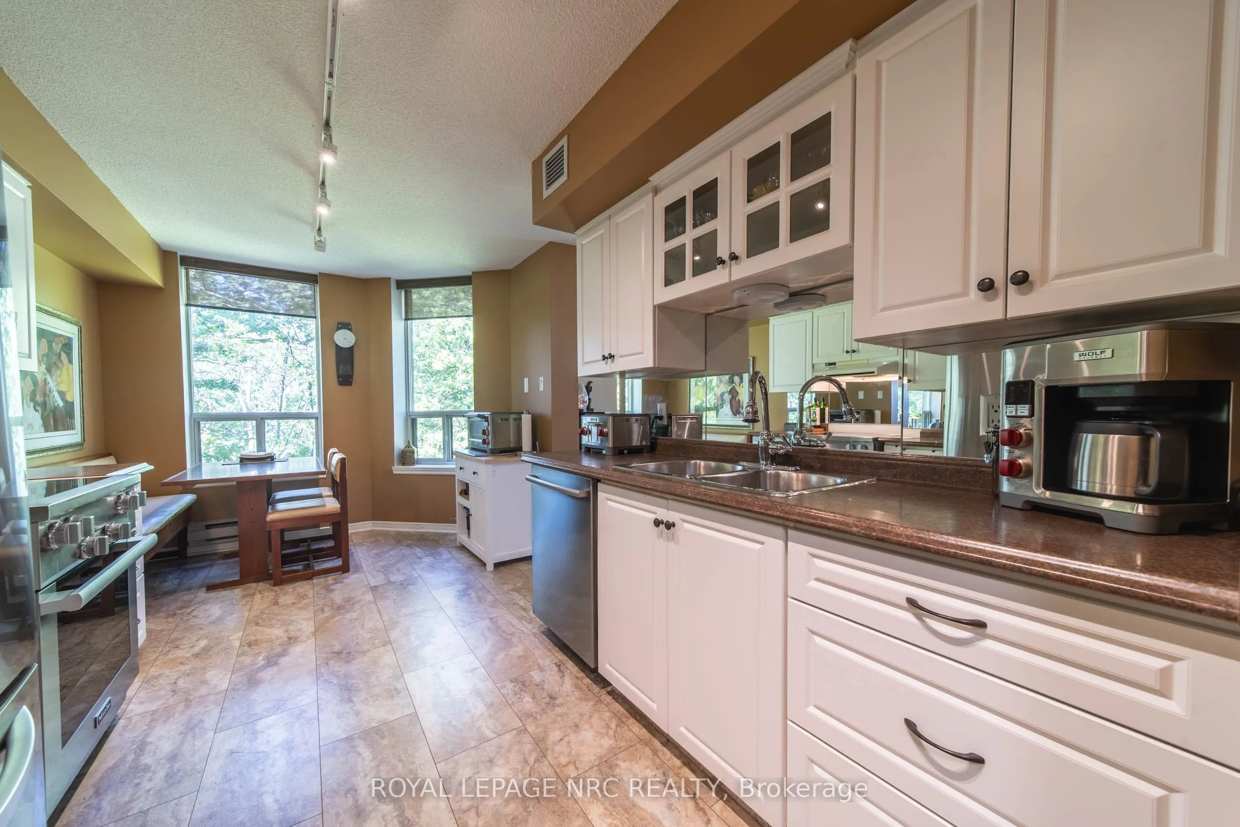 8111 Forest Glen Drive, #401