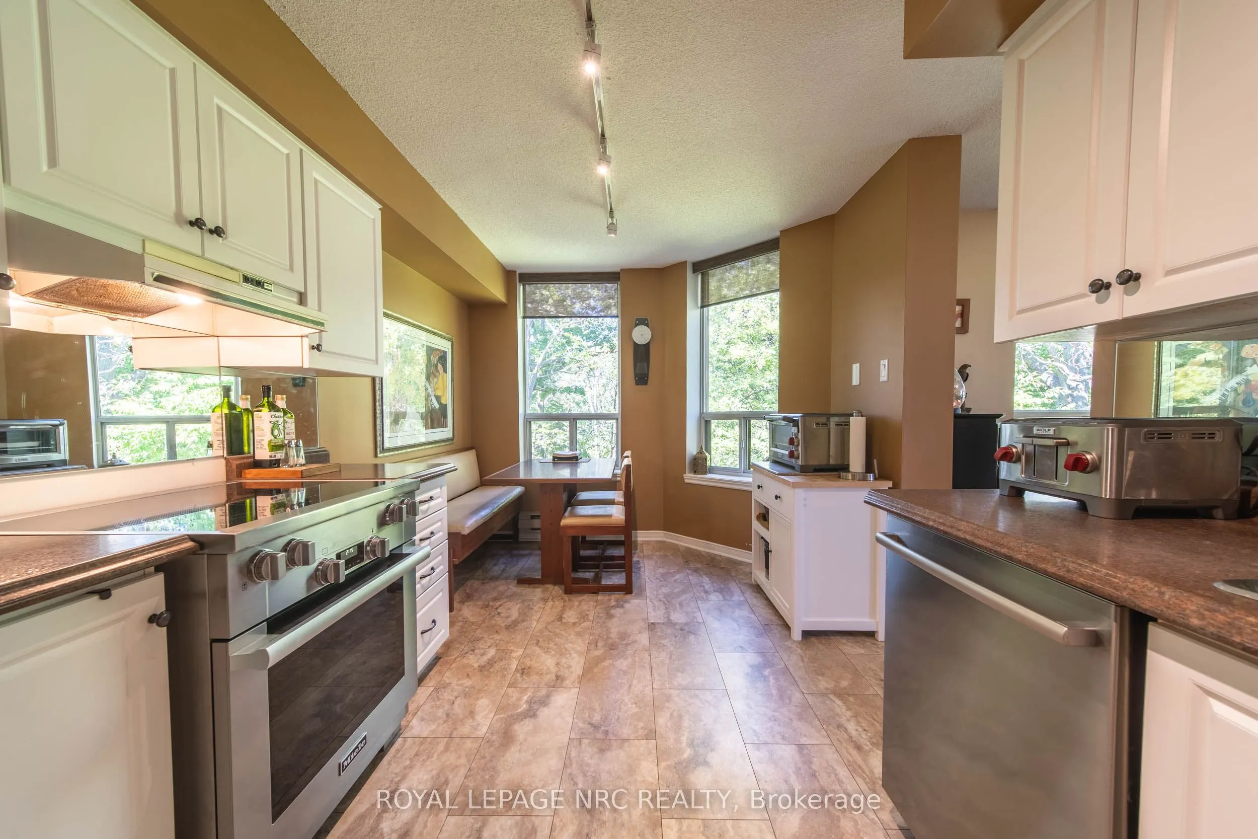 8111 Forest Glen Drive, #401
