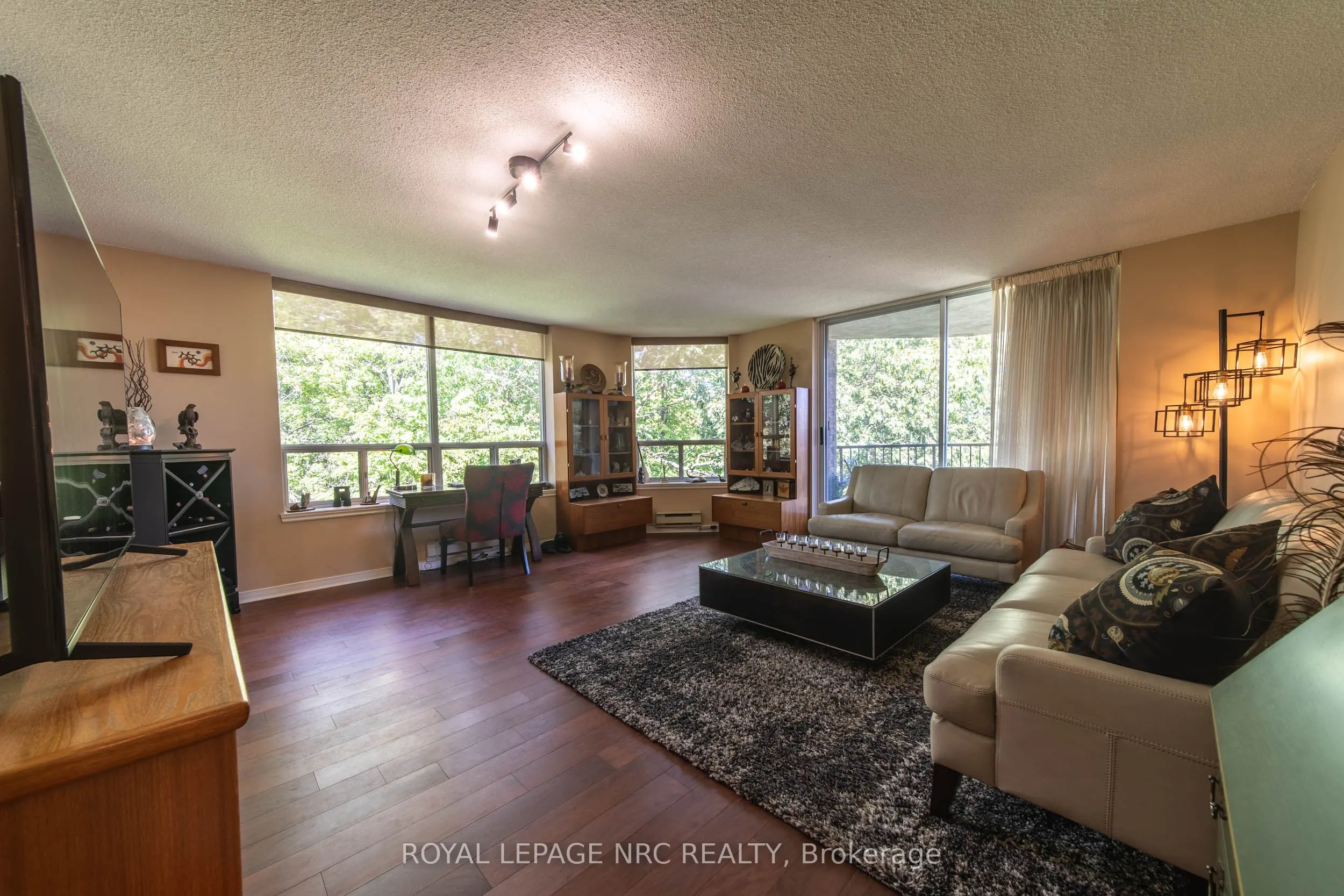 8111 Forest Glen Drive, #401
