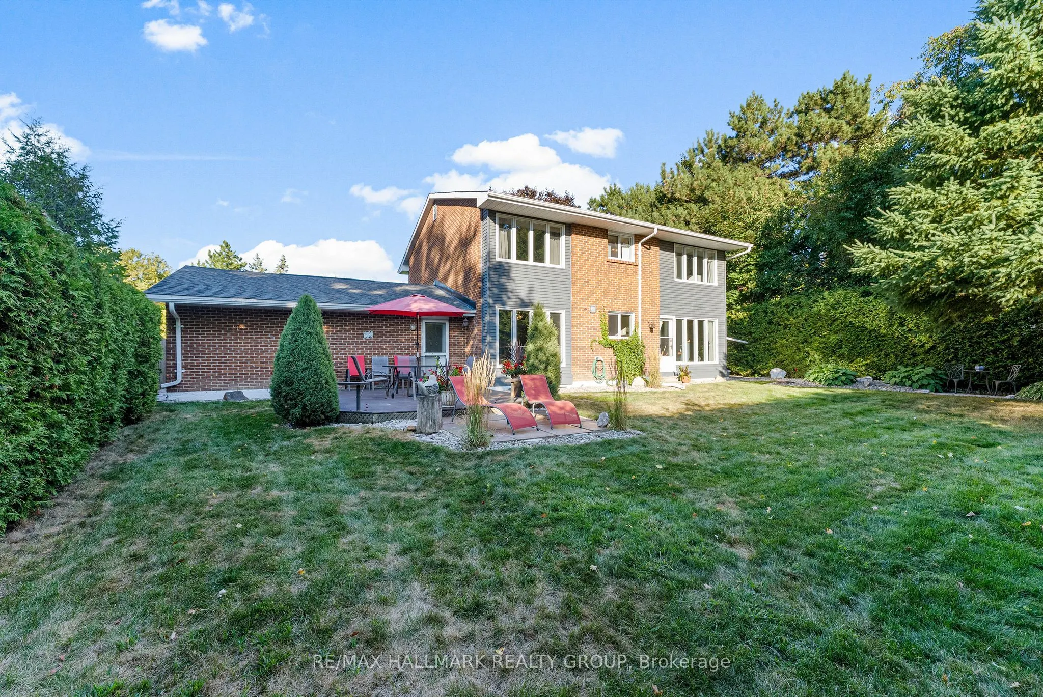 87 Leacock Drive