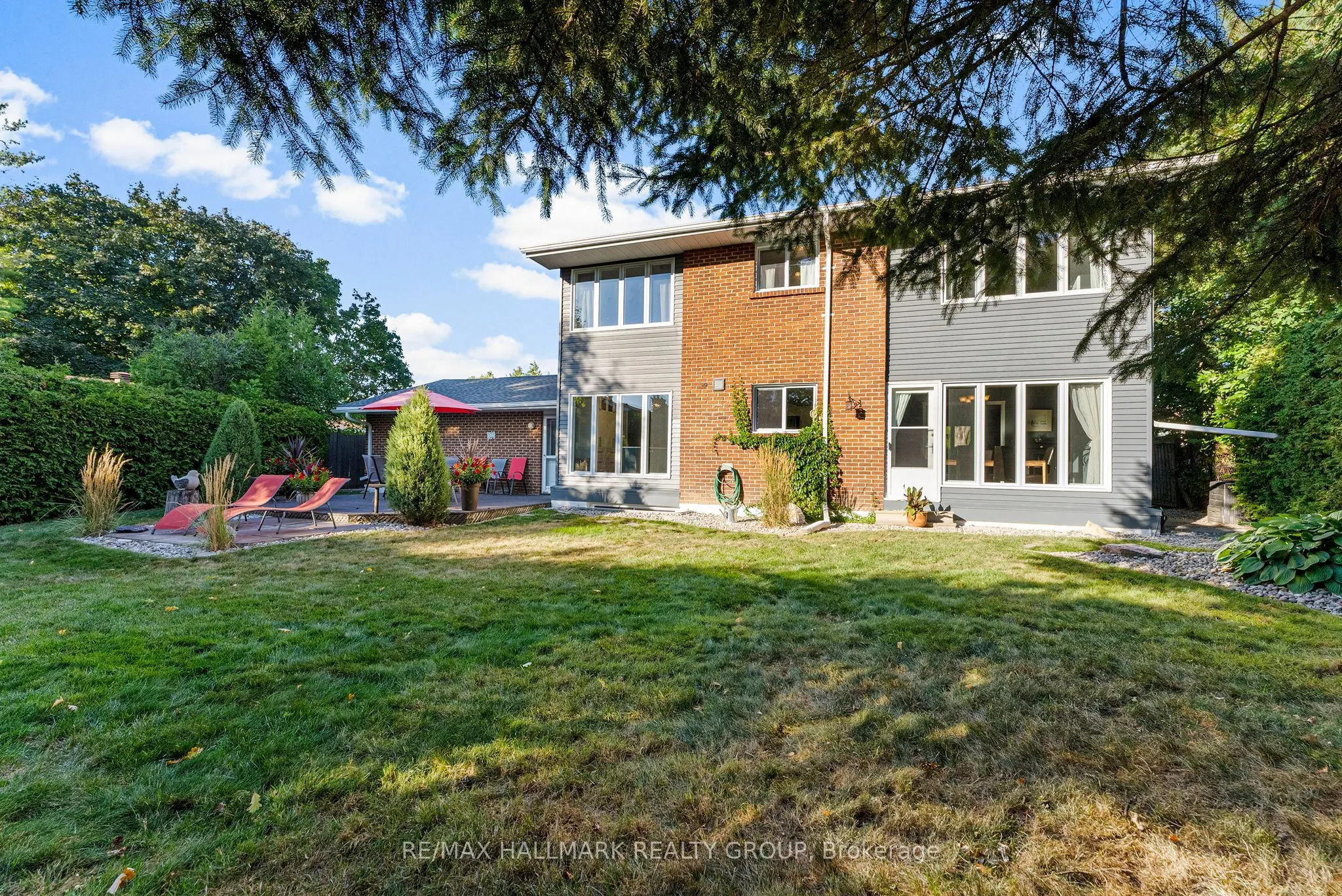 87 Leacock Drive