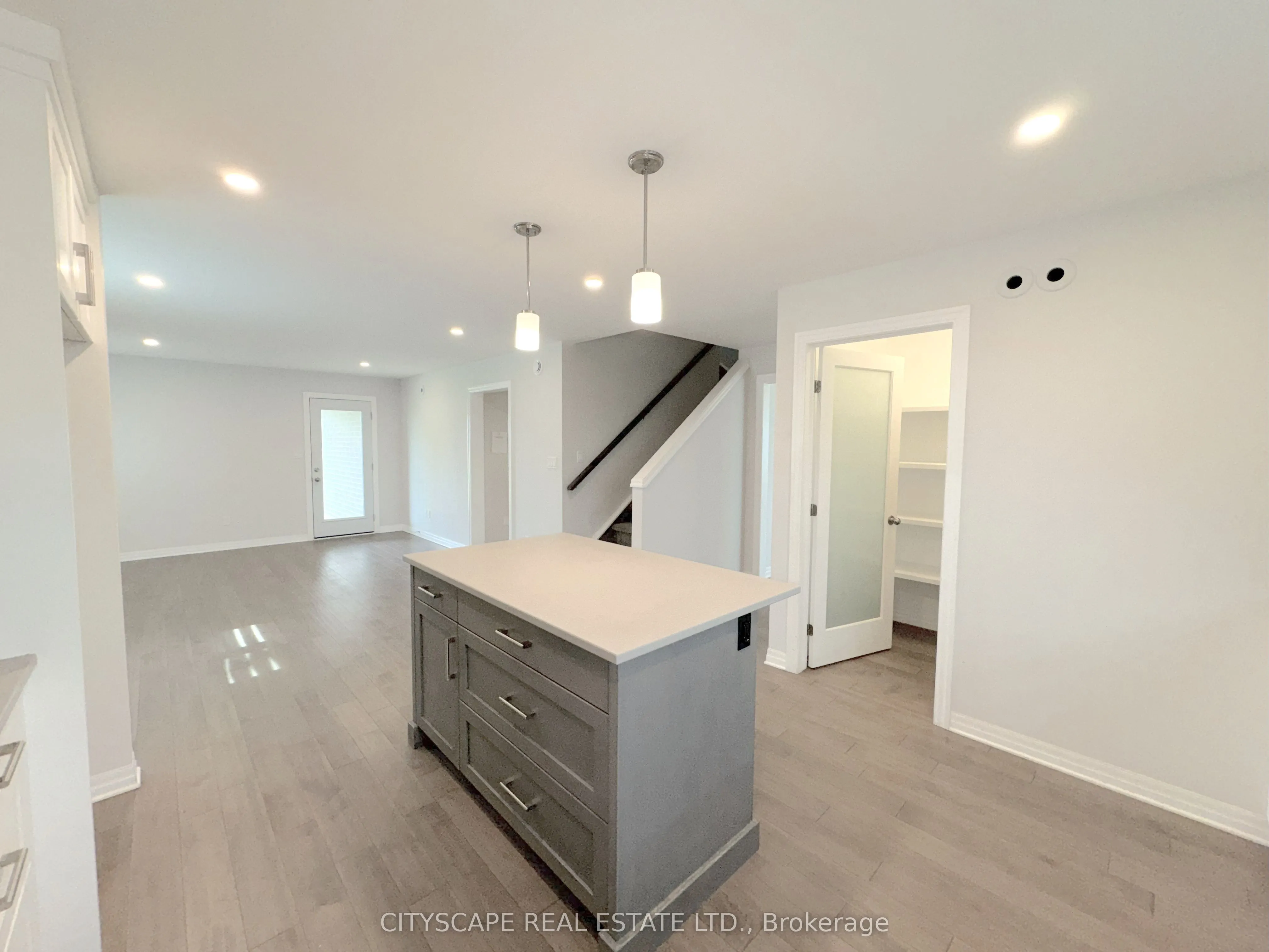 118 Benjamin Parkway