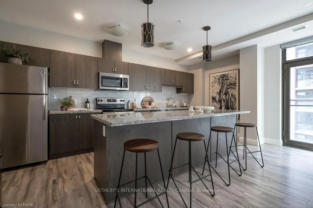 118 King Street E, #716