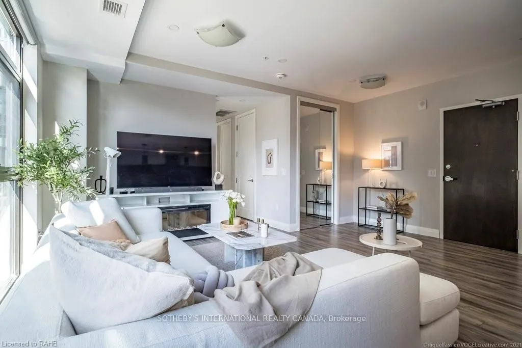 118 King Street E, #716