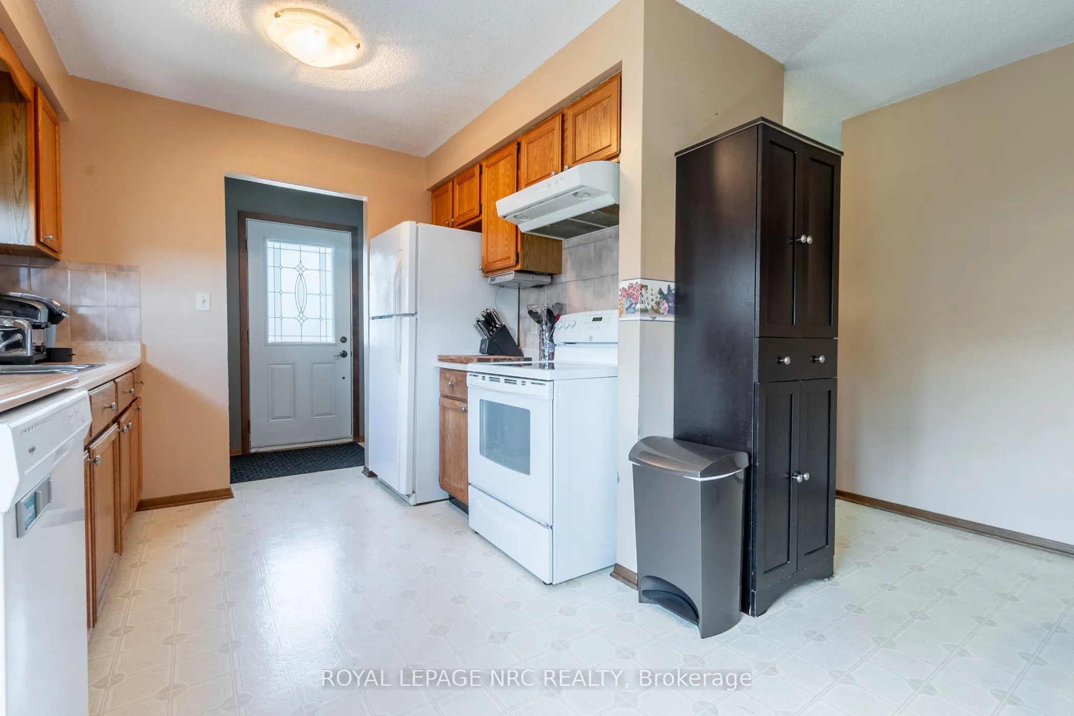 62 Lillian Place
