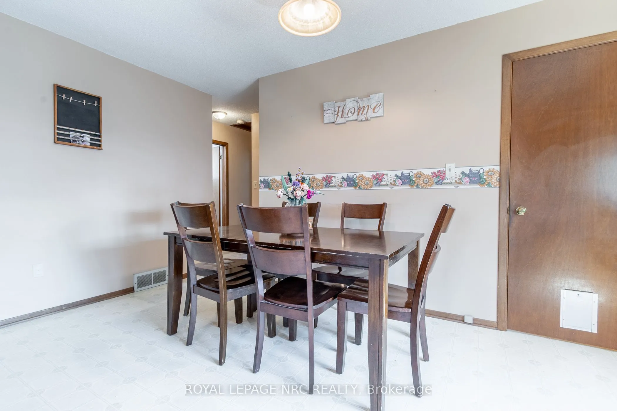62 Lillian Place