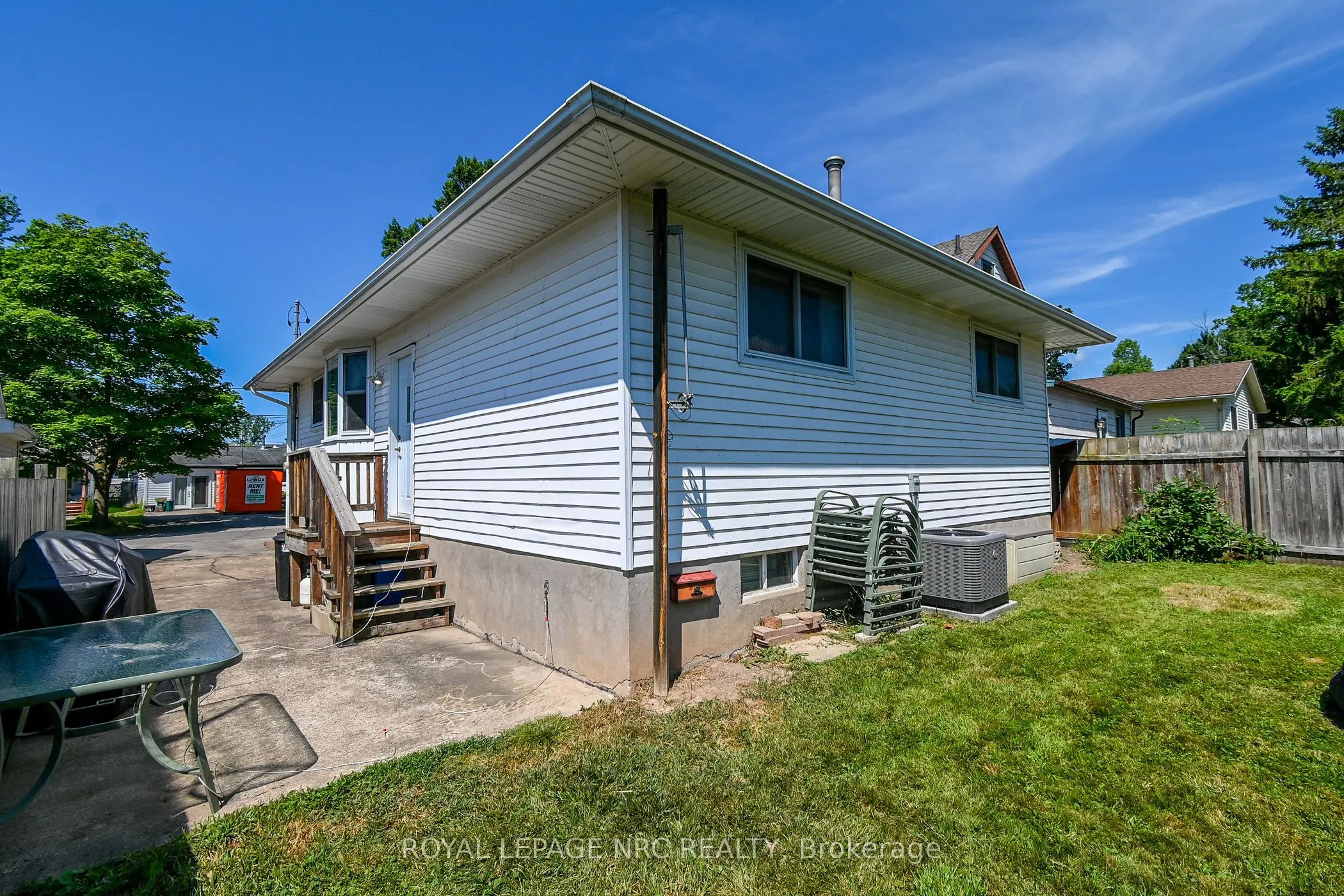 62 Lillian Place