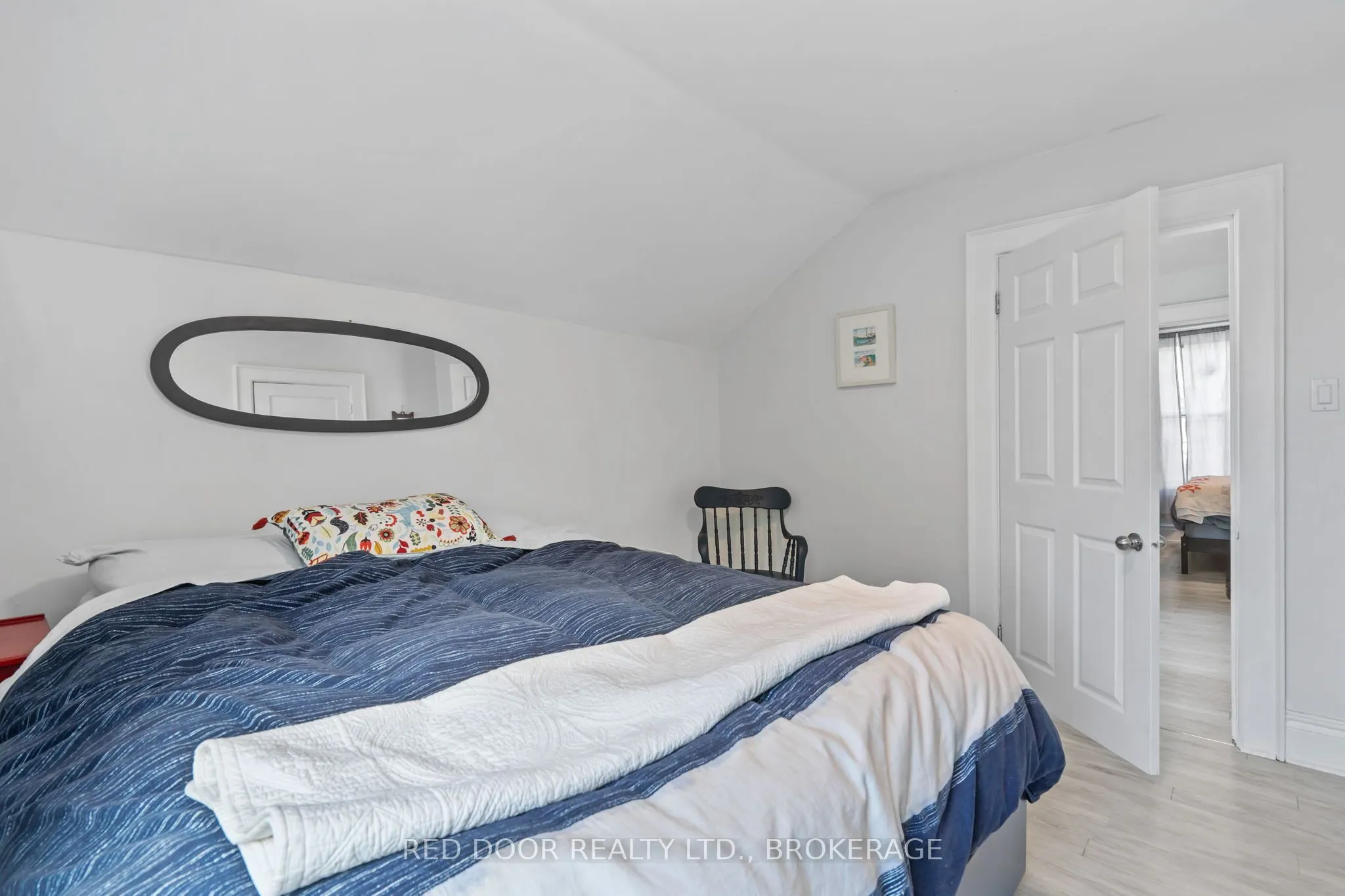 292 Hetty Street W