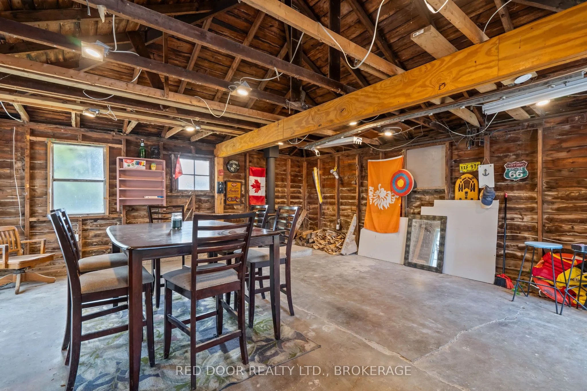 292 Hetty Street W
