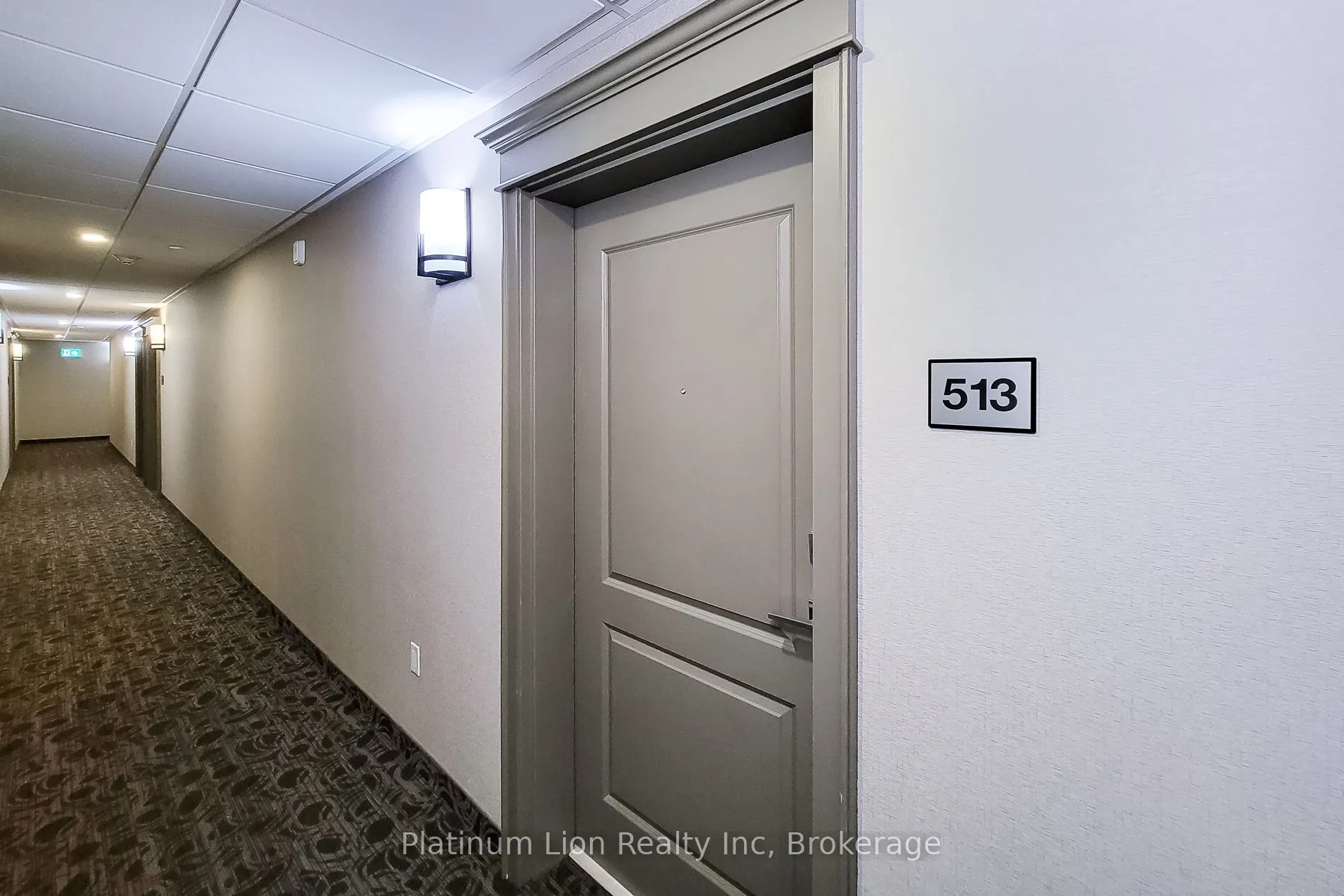 101 Shoreview Place, #513