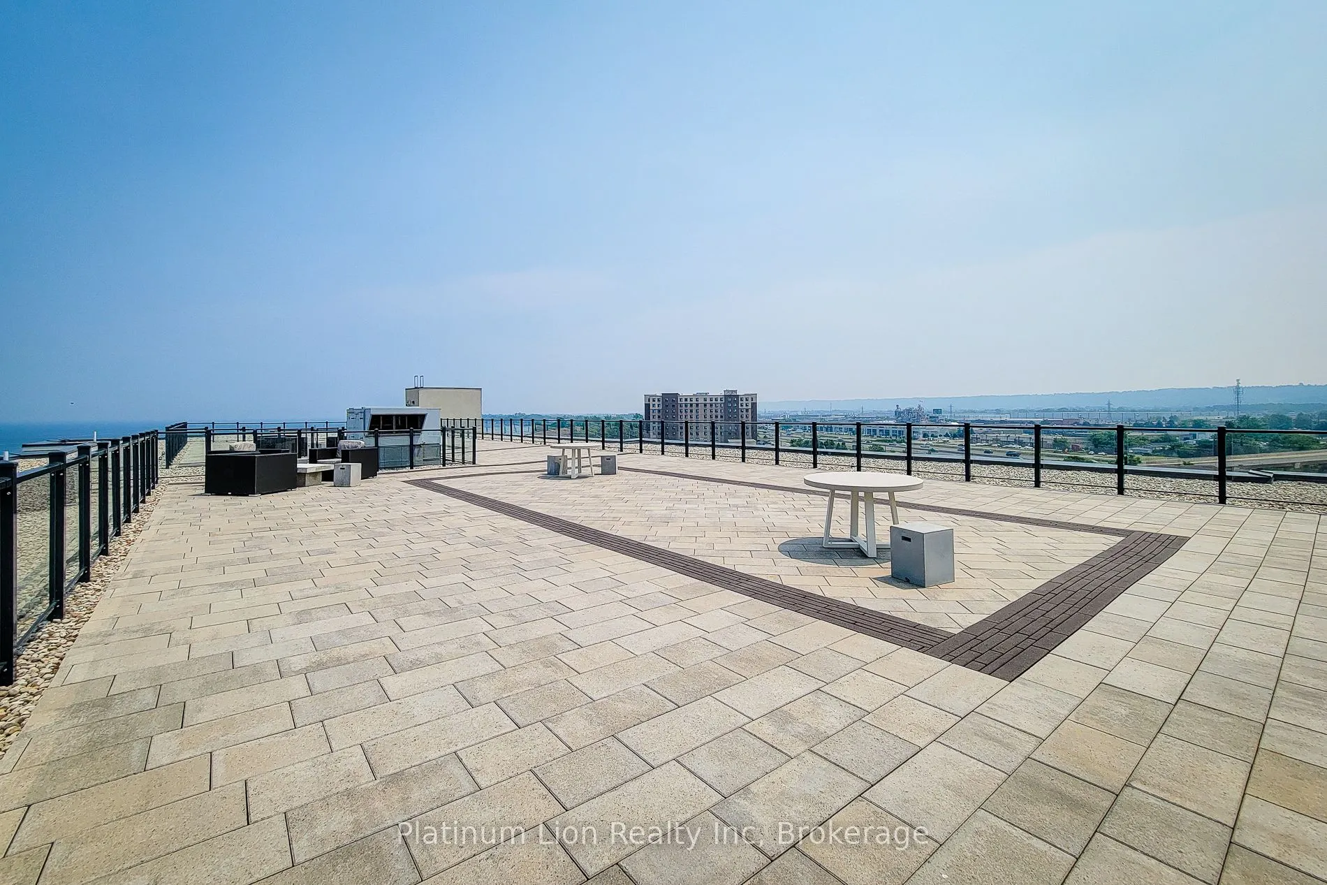 101 Shoreview Place, #513