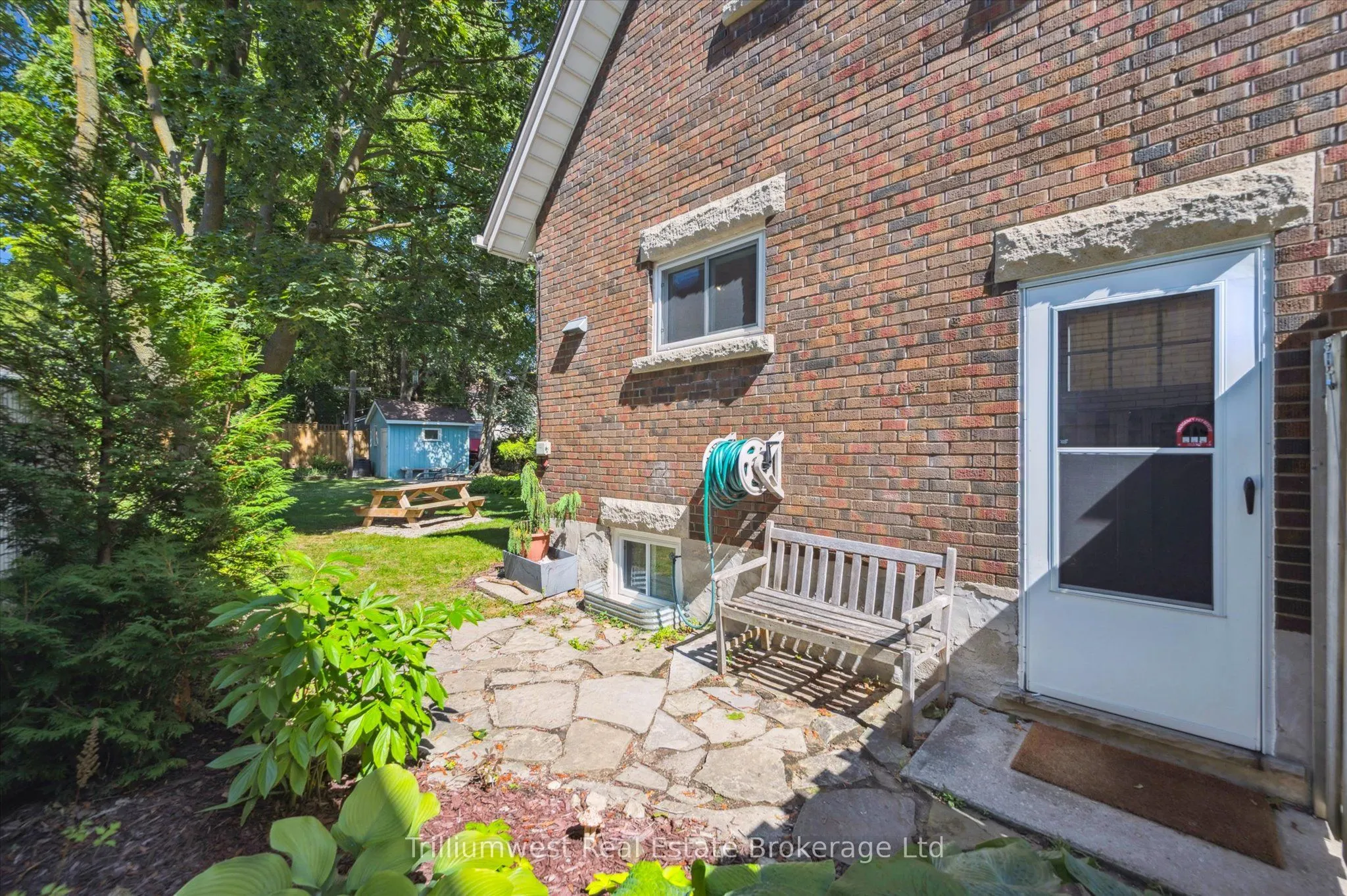 297 Waterloo Avenue