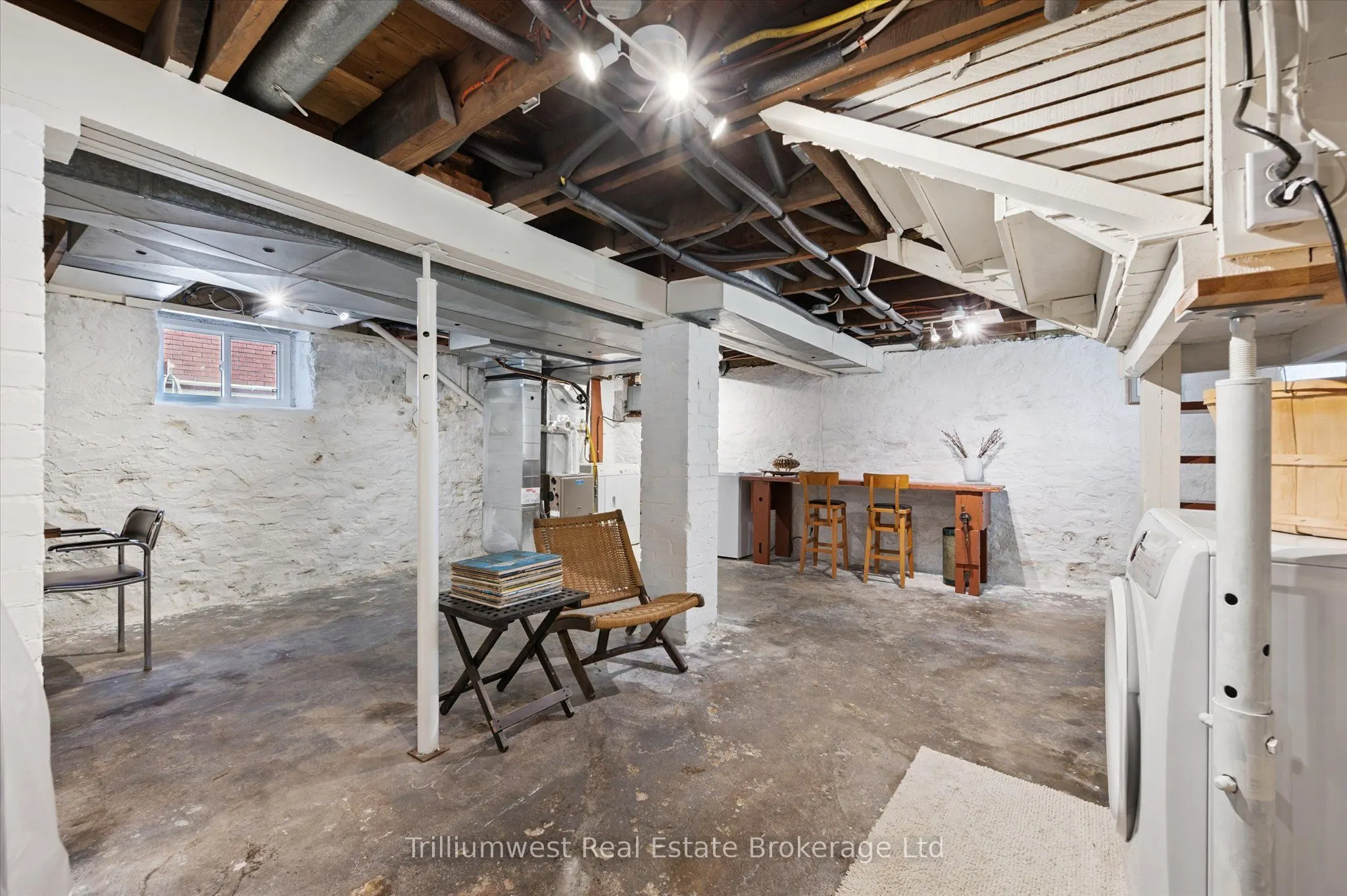 297 Waterloo Avenue