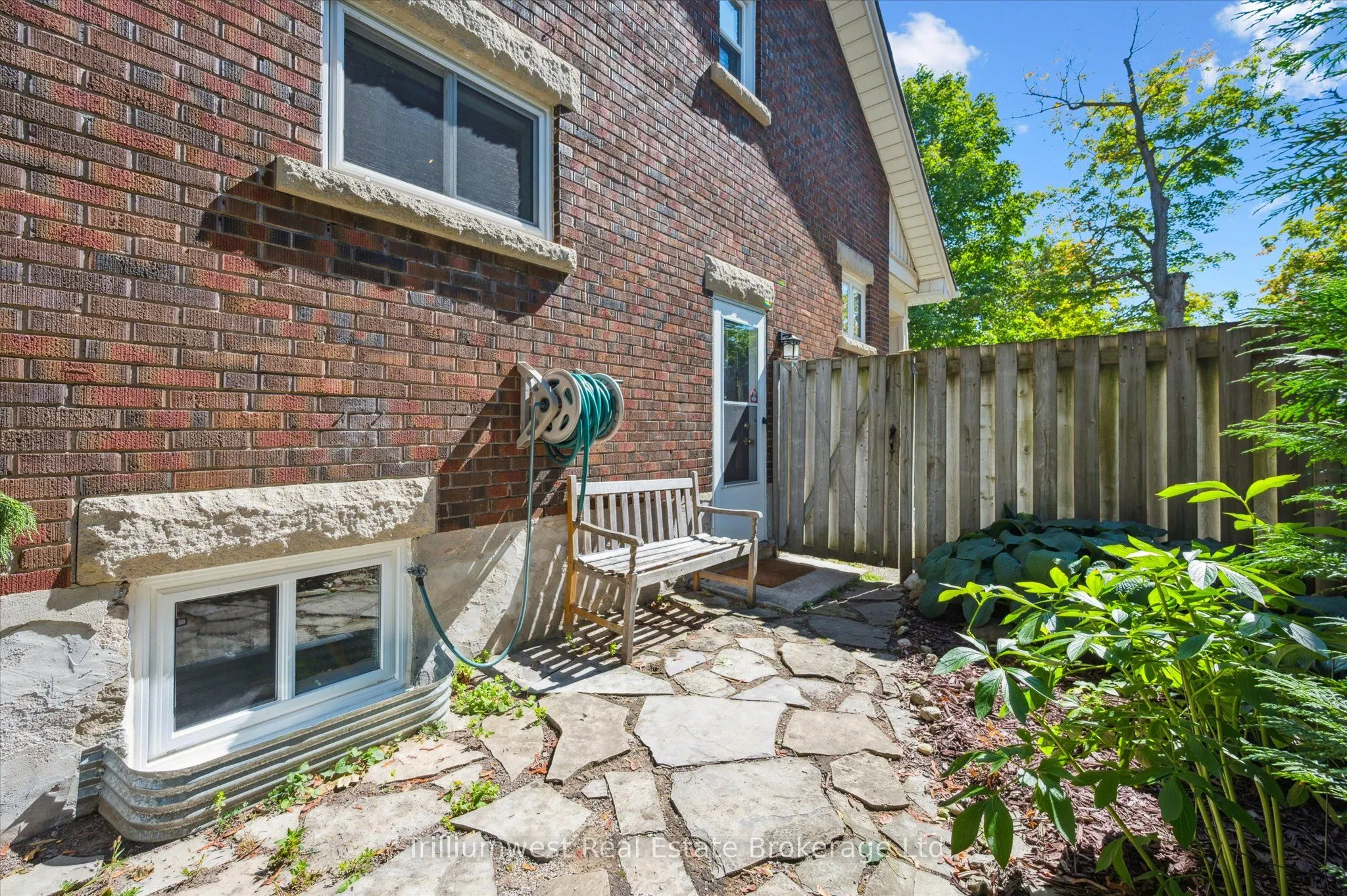 297 Waterloo Avenue